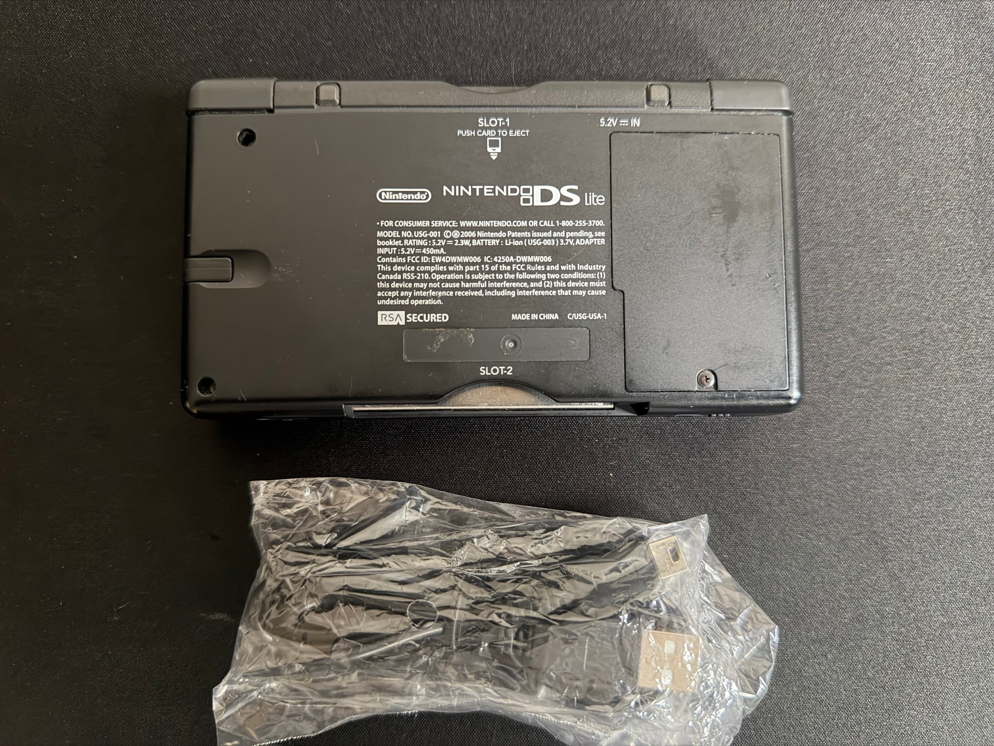 Nintendo DS Lite Handheld System - Blue Cobalt/Black - W/ Stylus & Charger