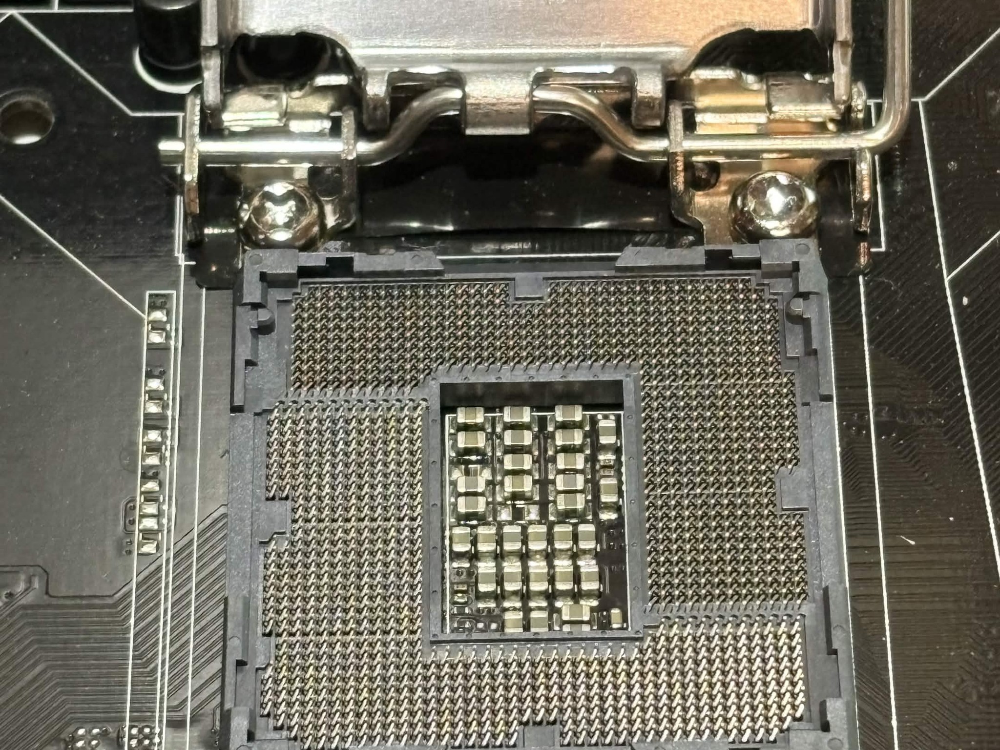 ASUS Z170 Pro Gaming LGA1151 ATX Motherboard | DDR4 | M.2 | Fully Tested