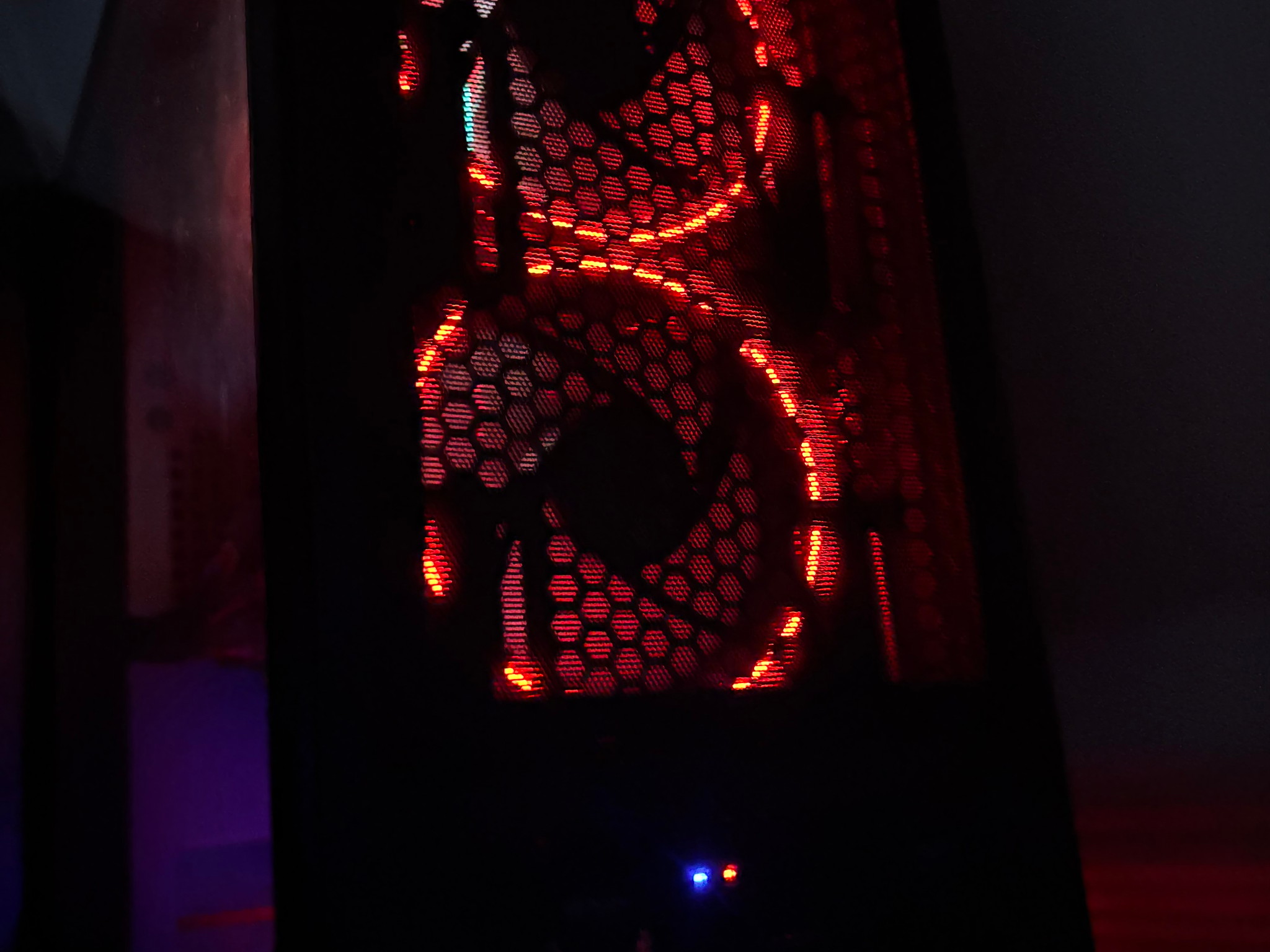 Budget RGB Gaming PC – RTX 2060 - Ryzen 5 2600x