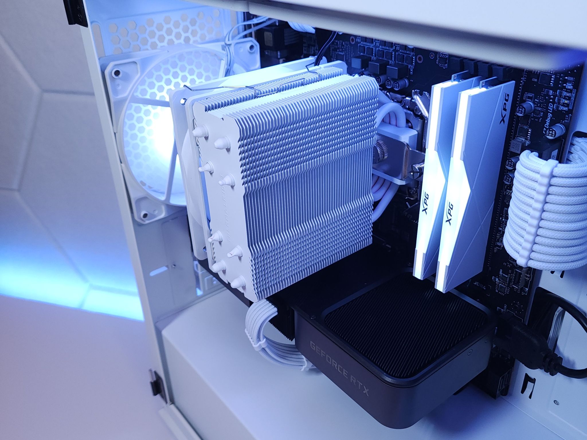 🤍🤍RTX 3070 | Core i5 12400F | 16GB 3200MHz | 1TB NVMe SSD