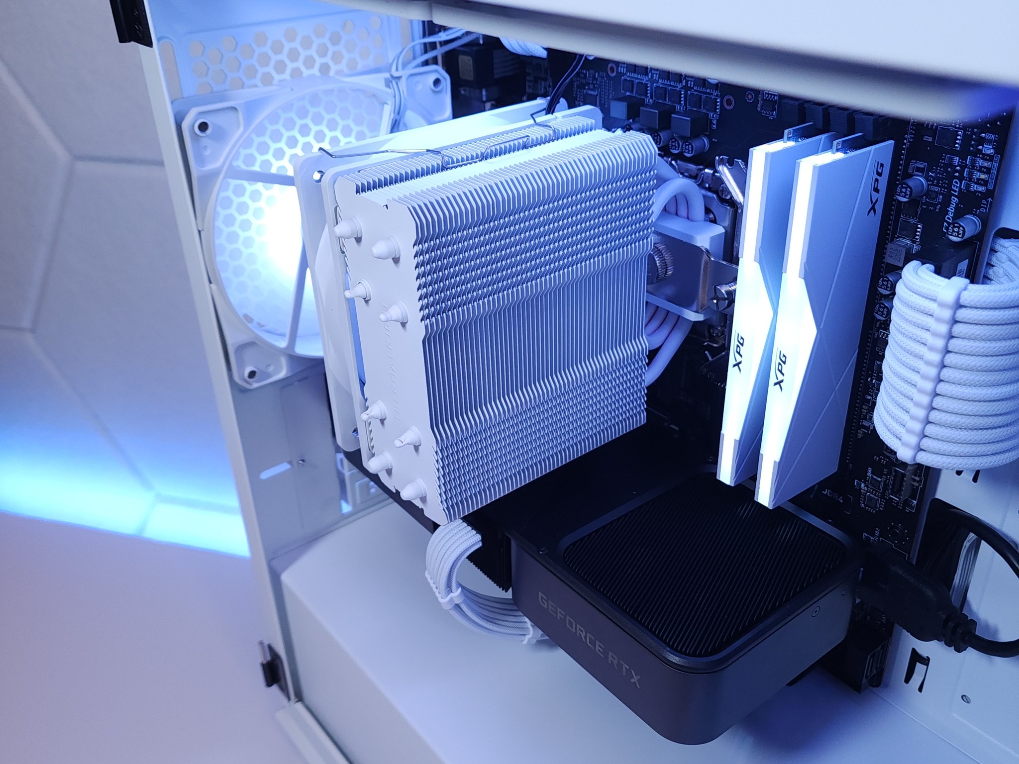 🤍🤍RTX 3070 | Core i5 12400F | 16GB 3200MHz | 1TB NVMe SSD