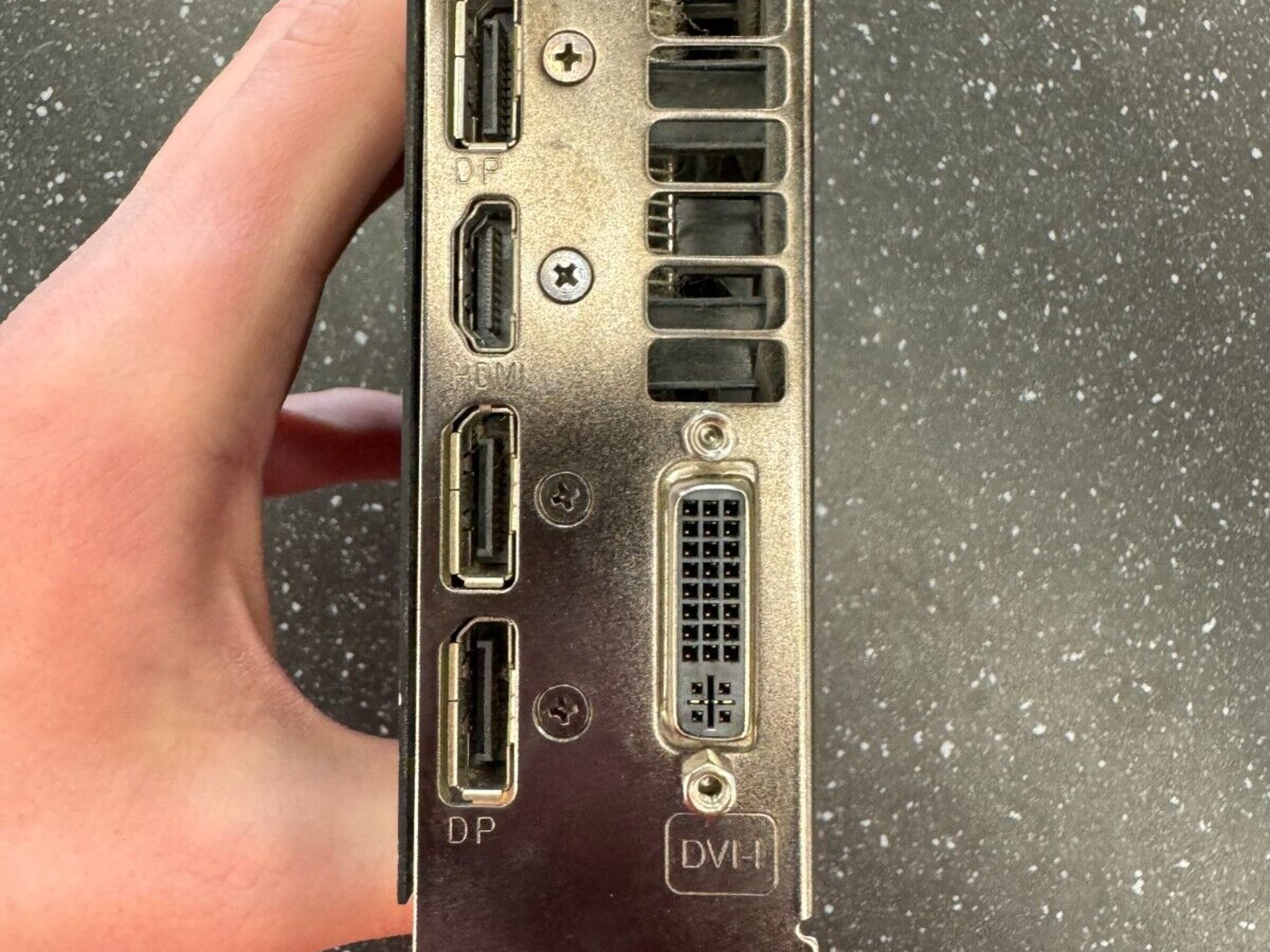 ASUS STRIX GeForce GTX 960 2GB GDDR5 PCIE Graphics Card - DVI, HDMI, DisplayPort