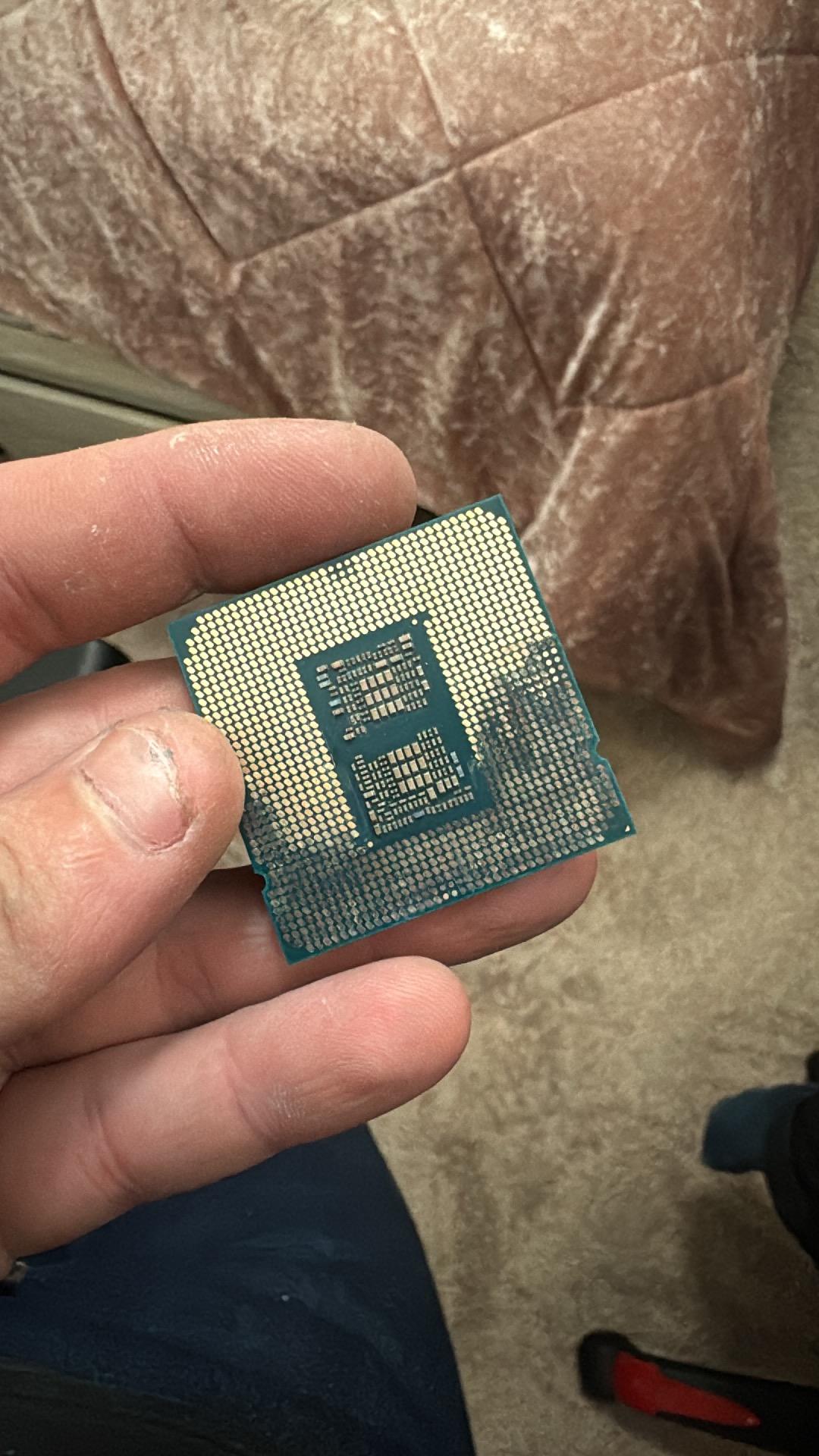 Untested - Intel Core i9-10900KF, LGA1200 10 Cores