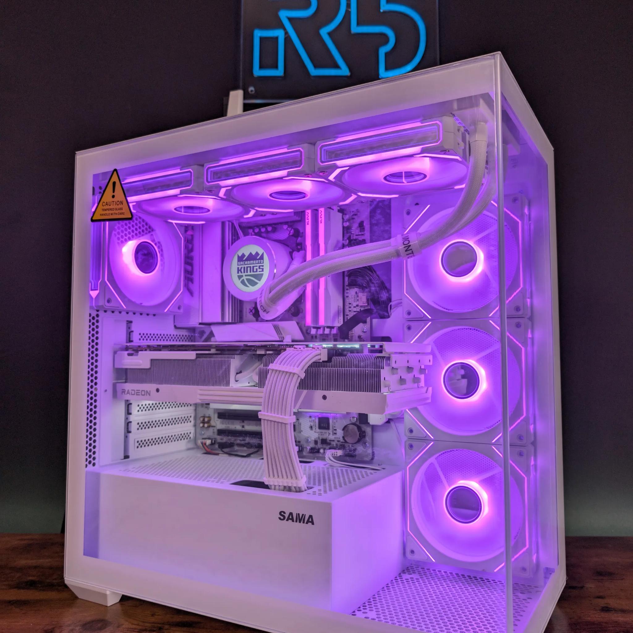 RX 7900XT 20GB // Ryzen 7800x3D // 32GB DDR5 // 2TB Gen4 NVMe // WiFi