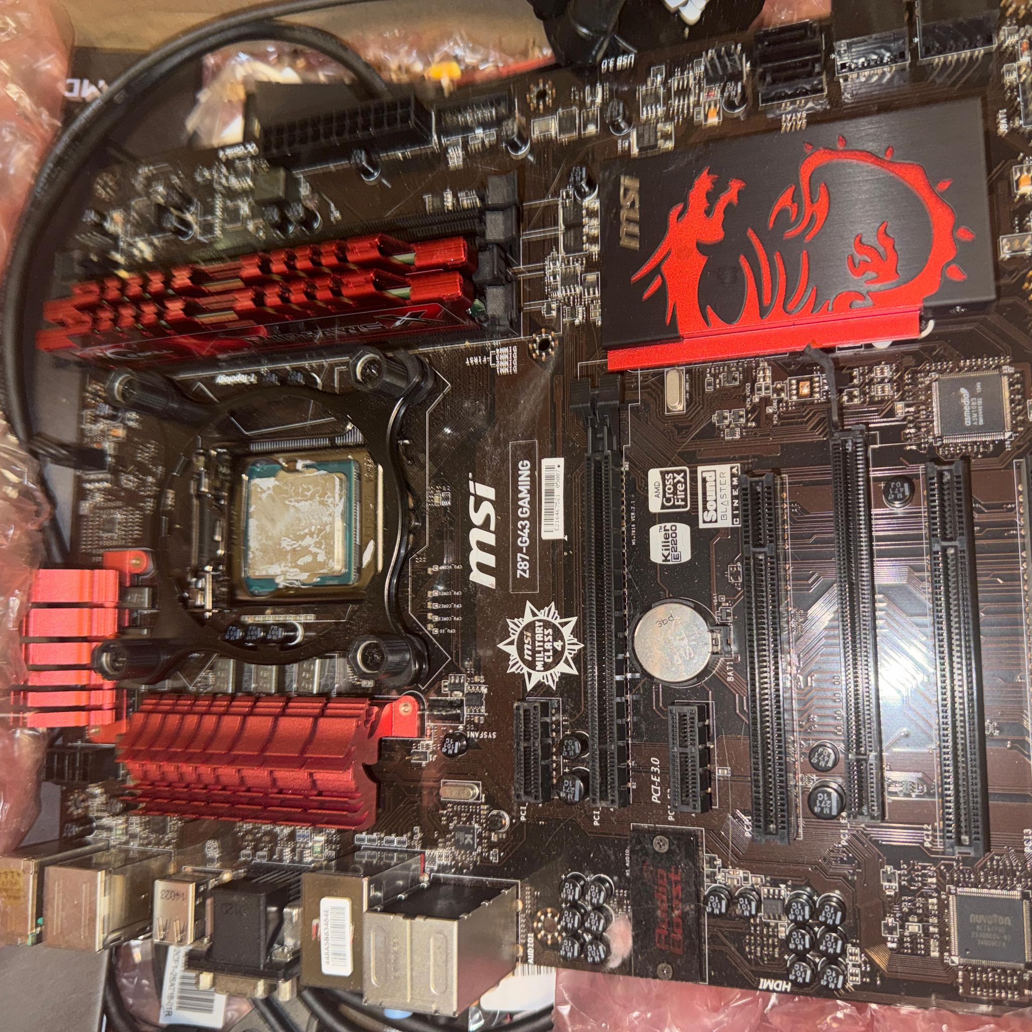MSI Z87-G43 Gaming Motherboard with 2 G Skill RipJaws X 4 GB RAM sticks and Intel i-5 4670k