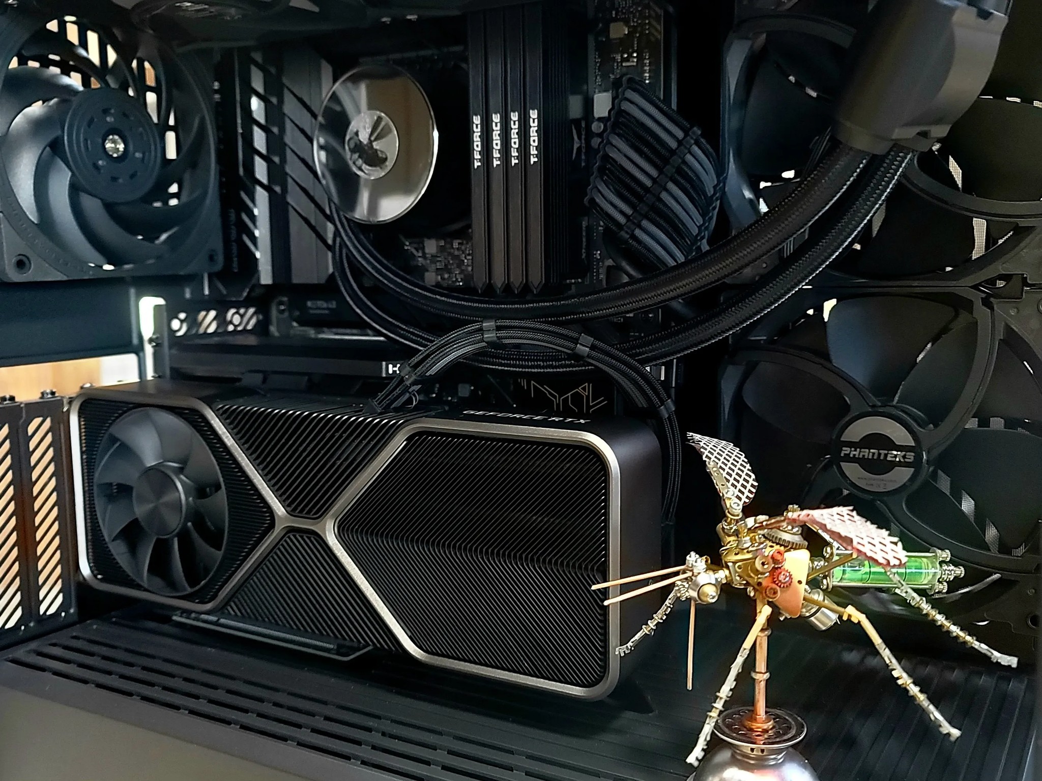 Dark Power--12700k, 3080 FE, 32GB DDR4 4133, TUF Z690, 360 AIO, 1 TB  NVMe, 850W, WiFi/Ethernet