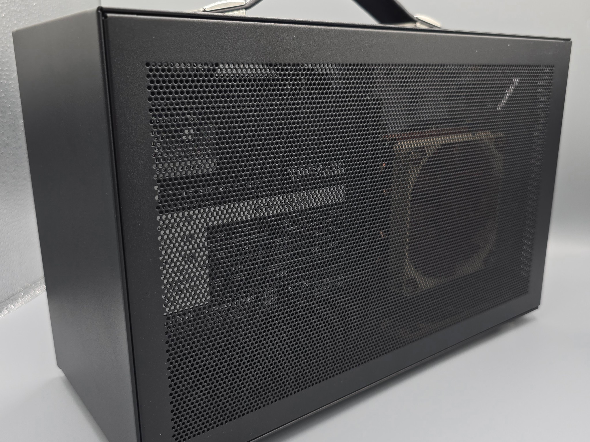 NRS- aiONE Micro Workstation - Base Configuration