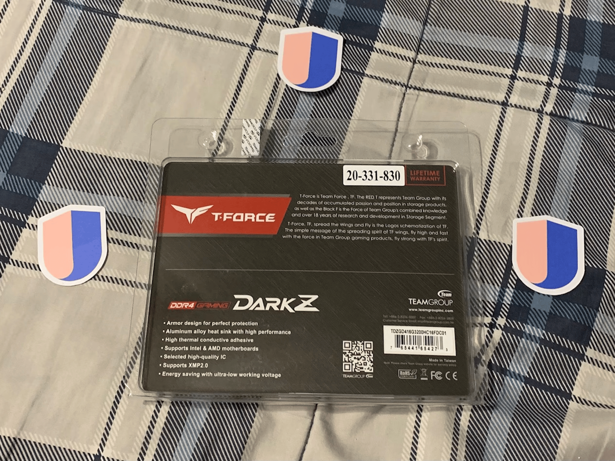 brand new/sealed teamgroup t-force dark z (2x8gb CL16) ddr4 ram/memory kit