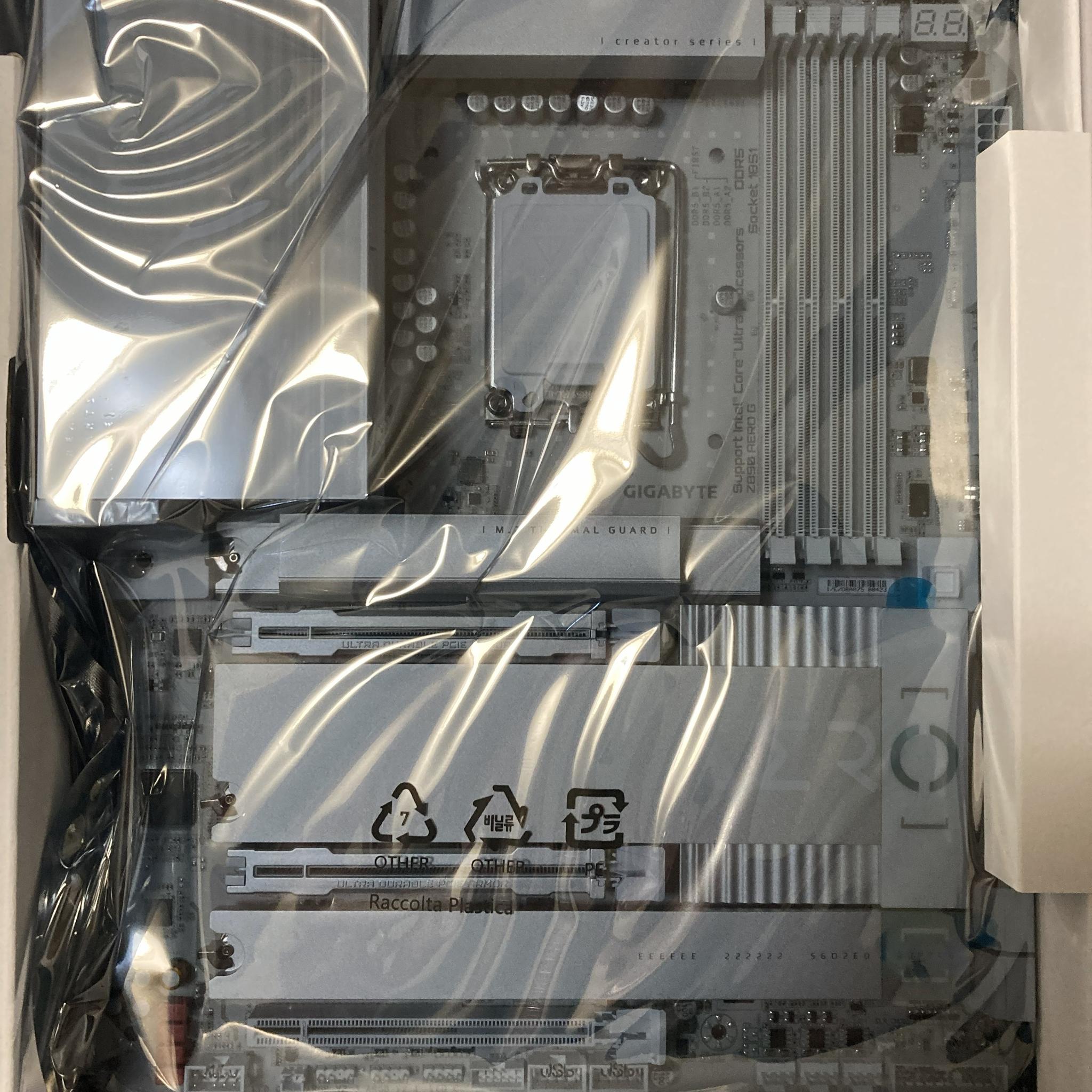 Brand New Gigabyte Z890 AERO G Motherboard