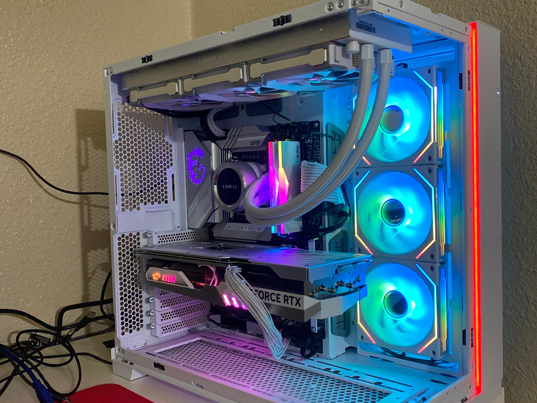 All White Pc!🤍