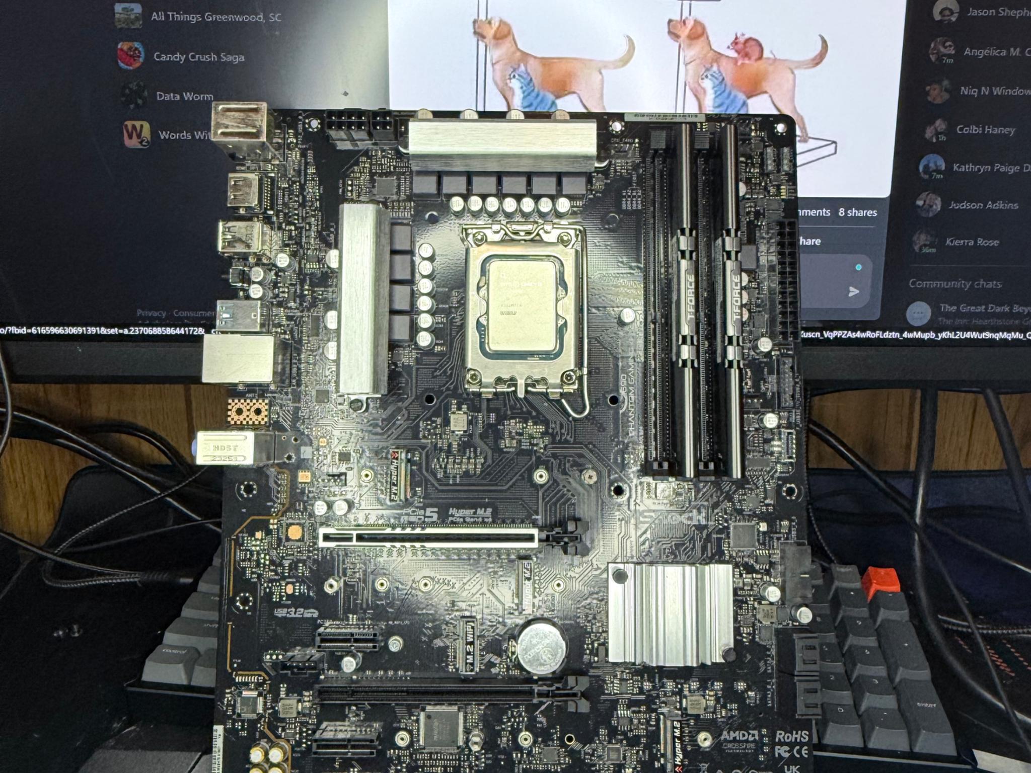 ASRock Z690 PG 4 D4+ i5 13600k+16gb 2x8GB DDR4 Teamgroup Vulcan 3600 CL 18