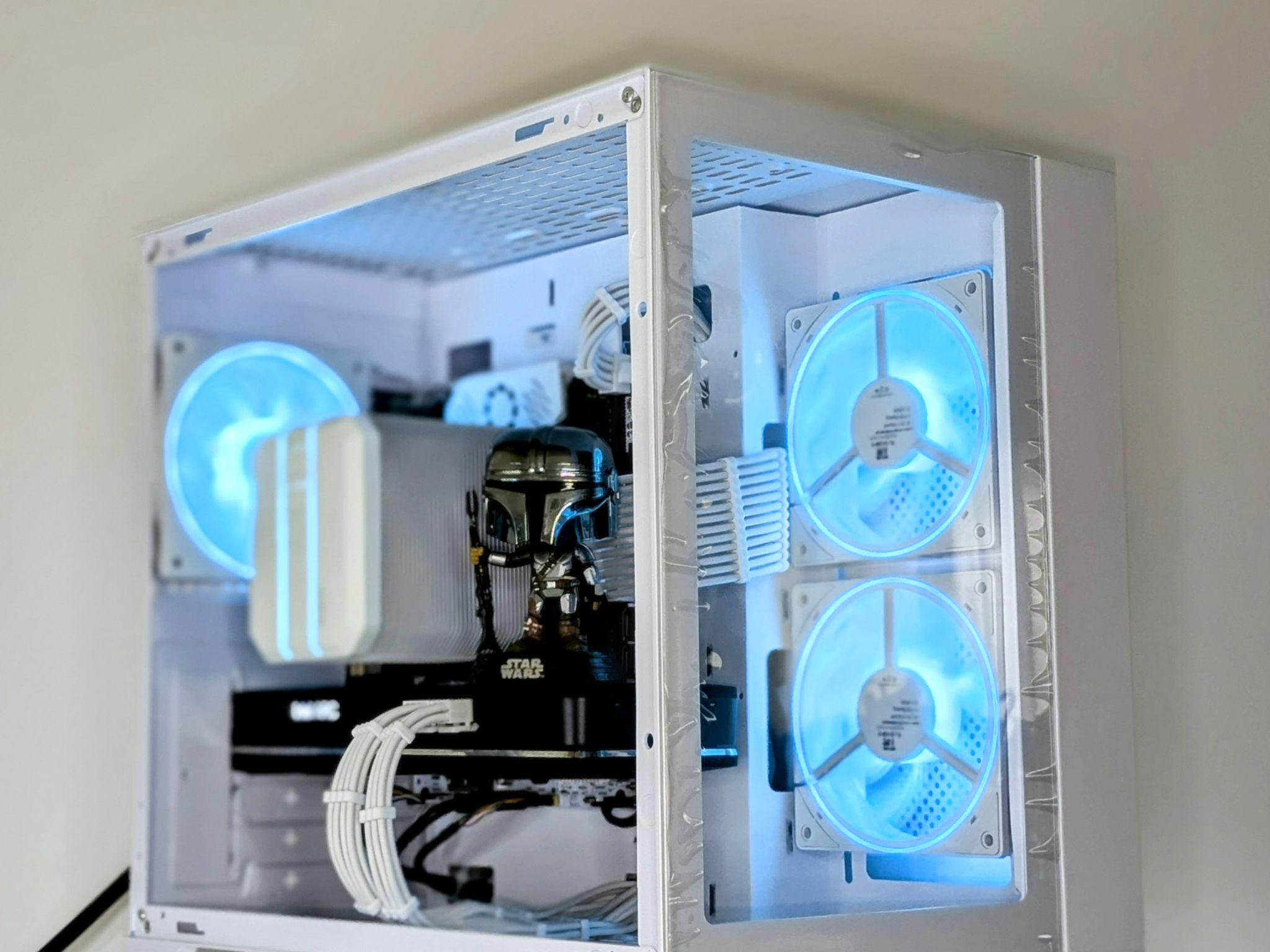 Mandolorian 1080p-1440p Beast🤍Intel ARC A750🤍Intel Xeon(12-cores/24-threads)🤍32GB DDR4🤍1TB SSD🤍