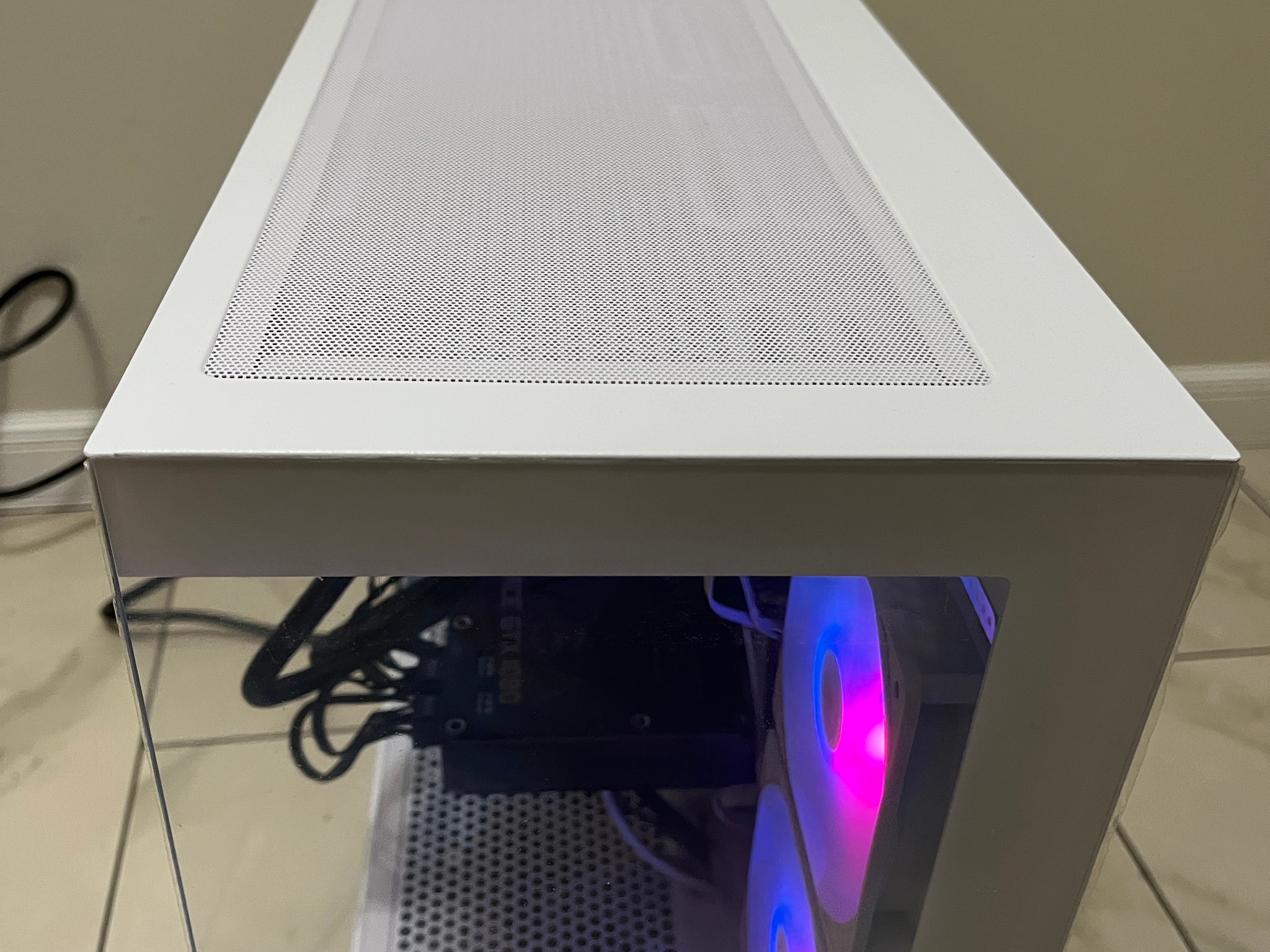 NVIDIA GTX 1080, Intel i7-6700, 16GB RAM, 870 GB Storage, High FPS Gaming PC w/ Wi-Fi & Bluetooth