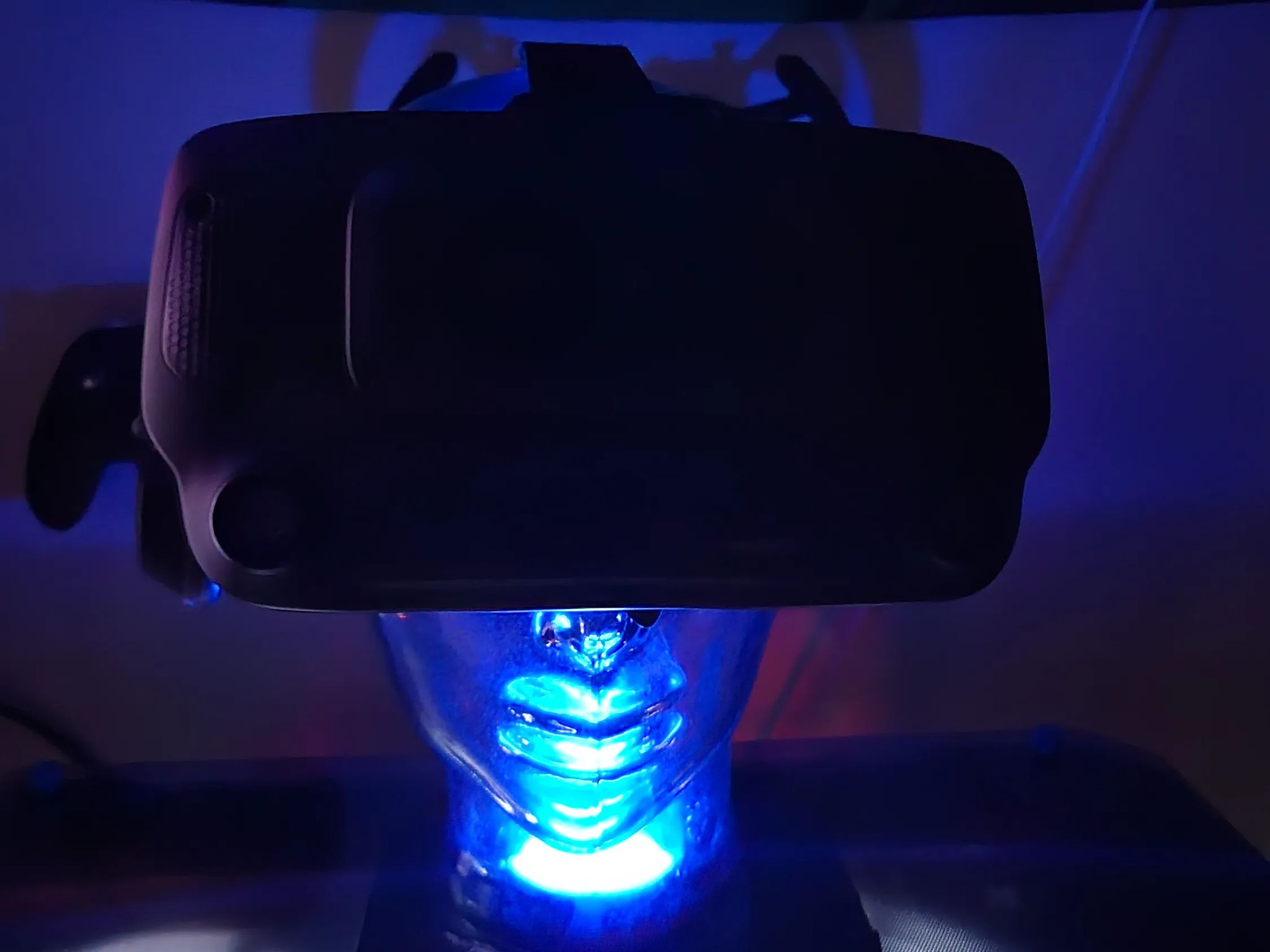 🎮 Valve Index Full Kit – 💎 Mint Condition – 🧊 Cooling Mods – 🧱 Wall Mount Included