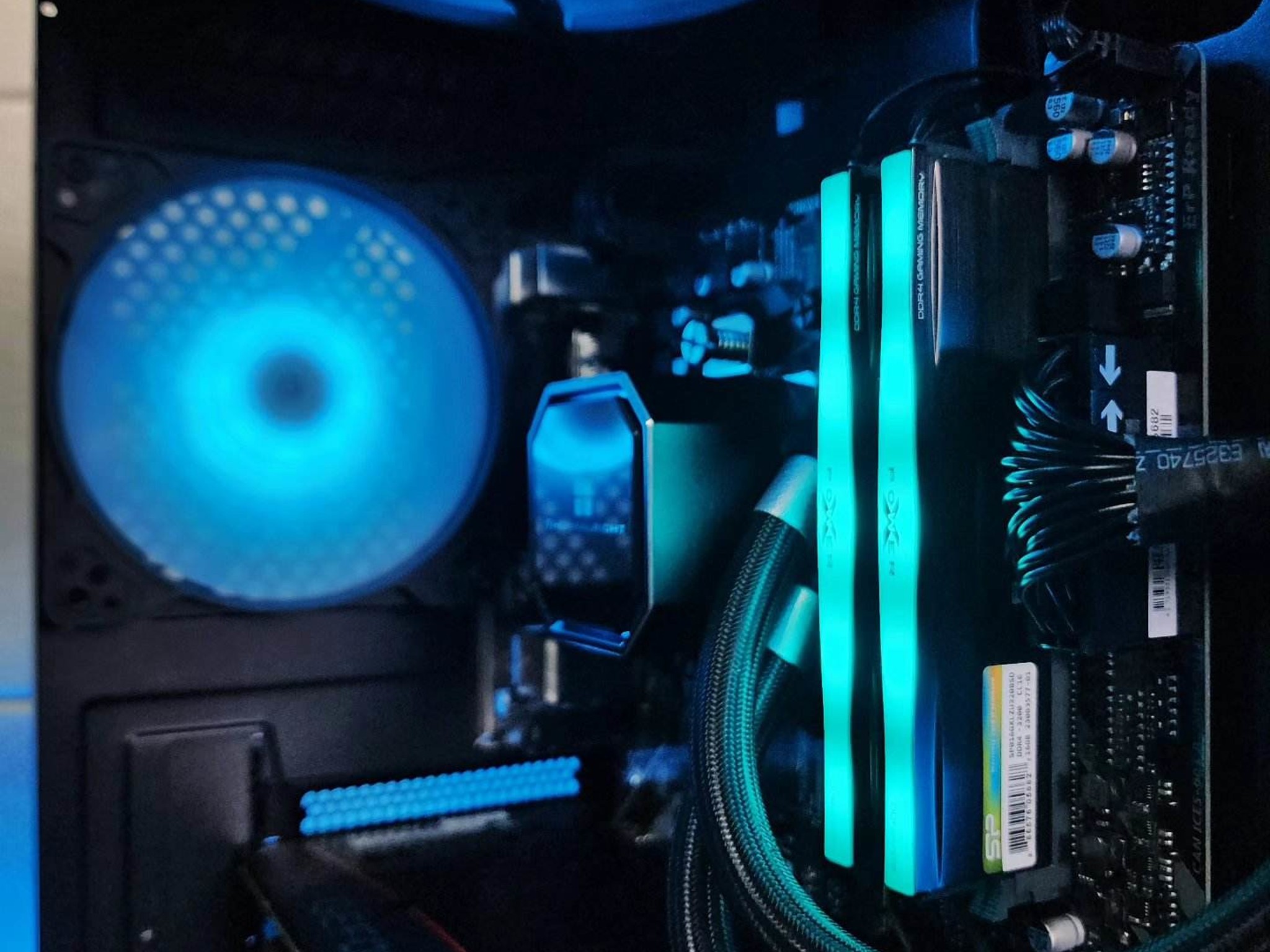 💙🖤💙 EVGA RTX 3070 XC3 // AMD Ryzen 7 5700G // Zenith RGB 32GB 3200MHz
