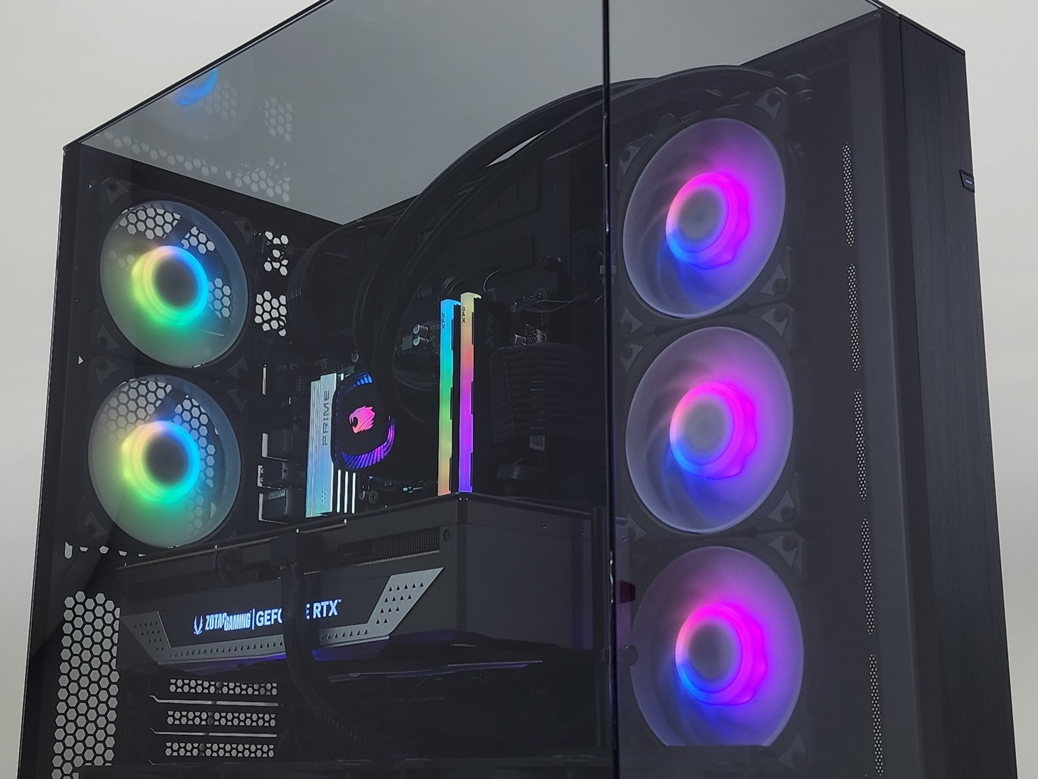 Gaming PC Ryzen 7 9700X 32GB RAM 1TB SSD RTX 4070 Ti SUPER 16GB Win11 Computer
