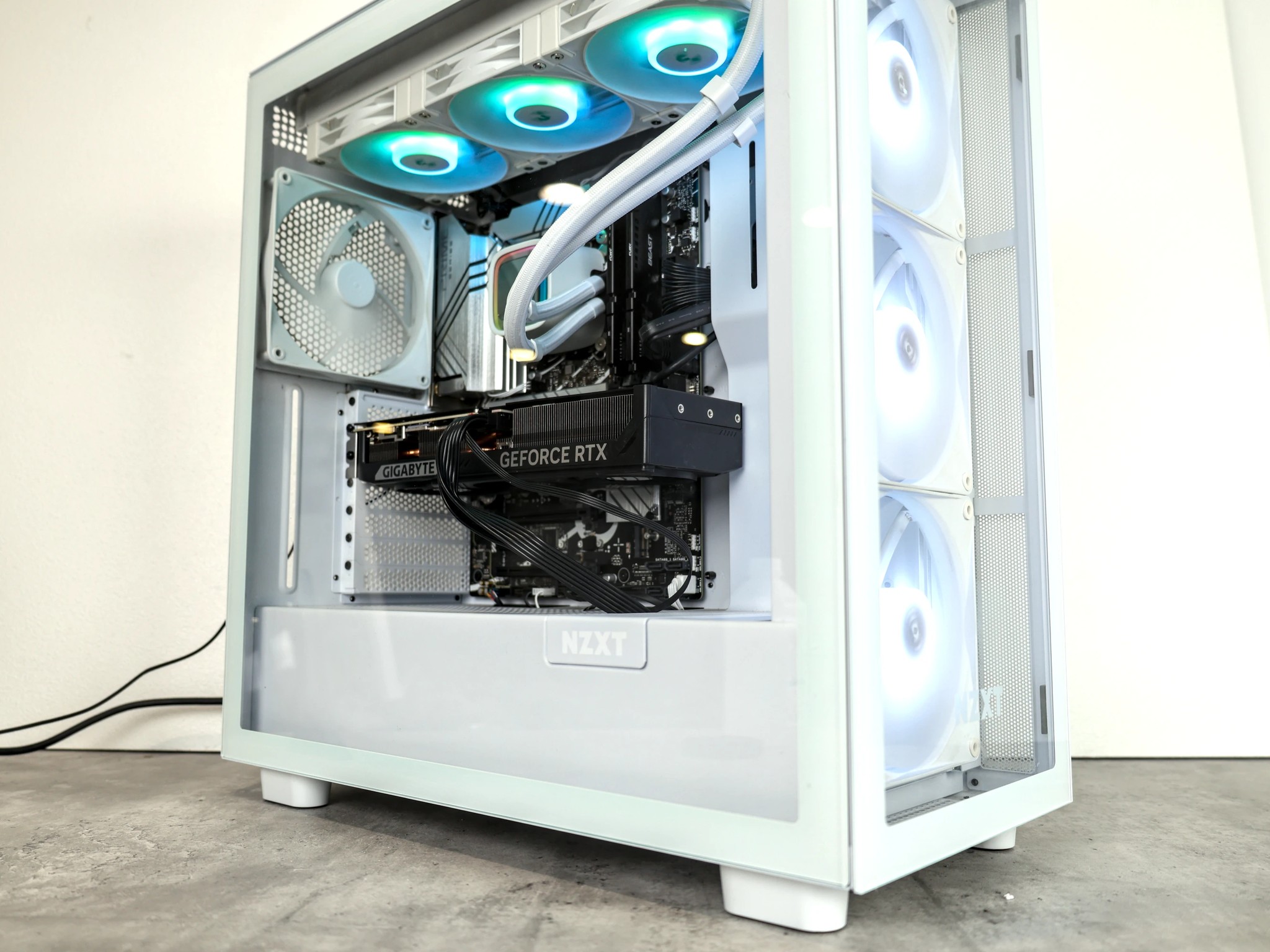 High-End 1440p/4K Ready Productivity/Gaming 13900KF+5070 PC