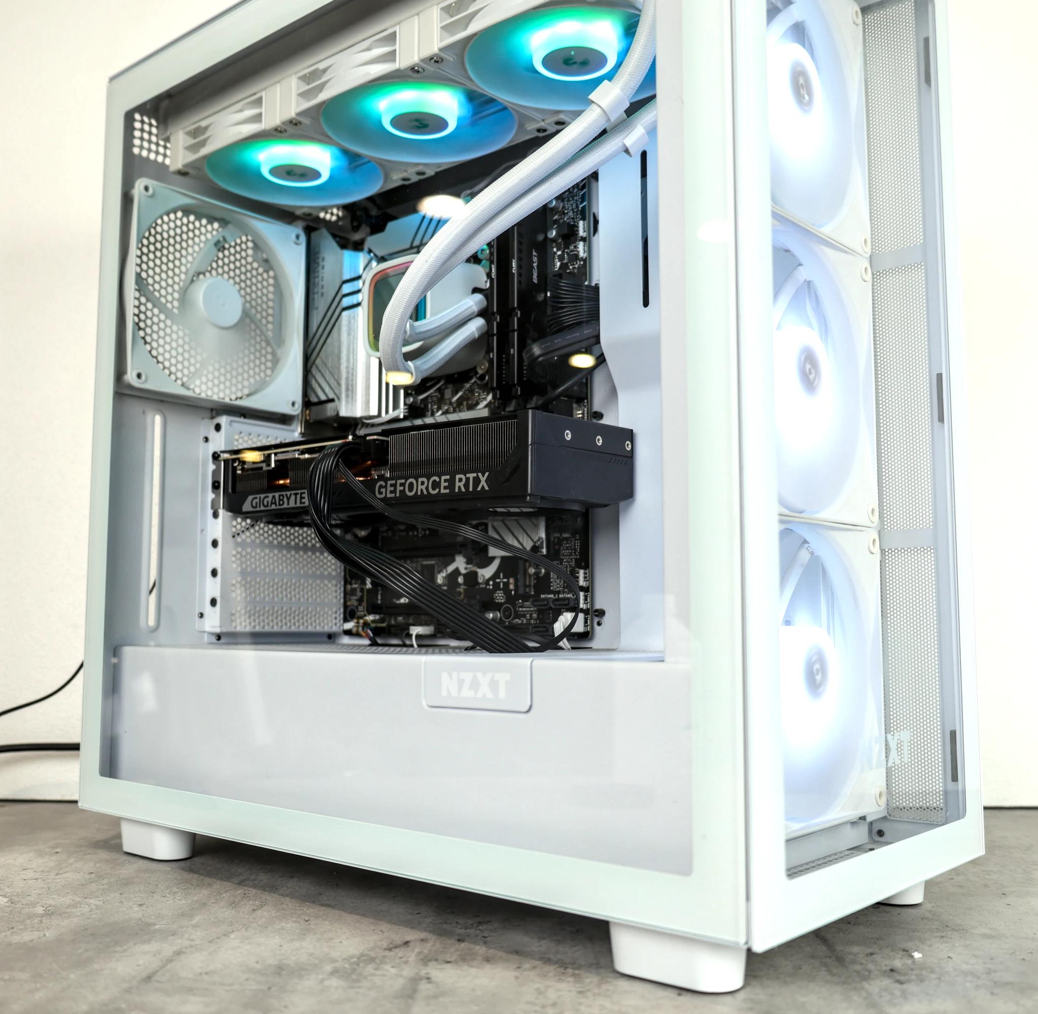 High-End 1440p/4K Ready Productivity/Gaming 13900KF+5070 PC