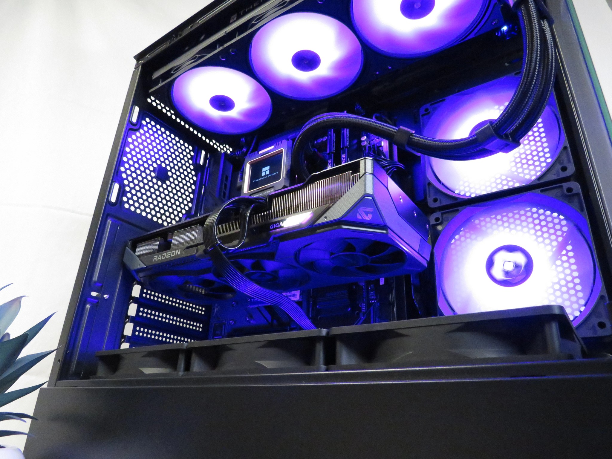 Newest Gen Everything! RX 9070 + Ryzen 5 7500F + 32GB DDR5 + 1 TB NVME SSD