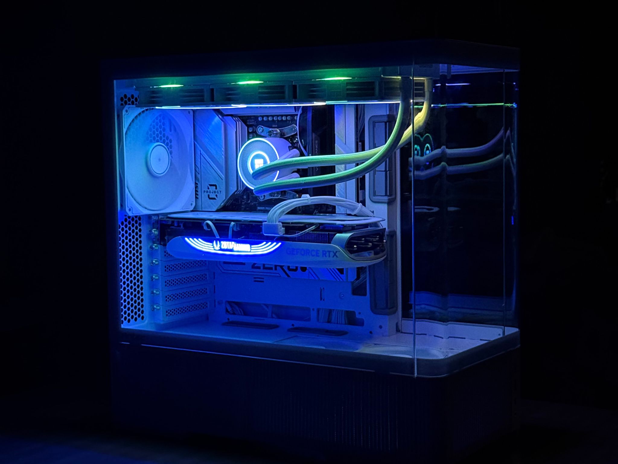Clean White & Minimal - AION 2 4K Gaming PC - RTX 4080 | Ryzen 7 7800X3D | 32GB DDR5 | 2TB NVME 4.0
