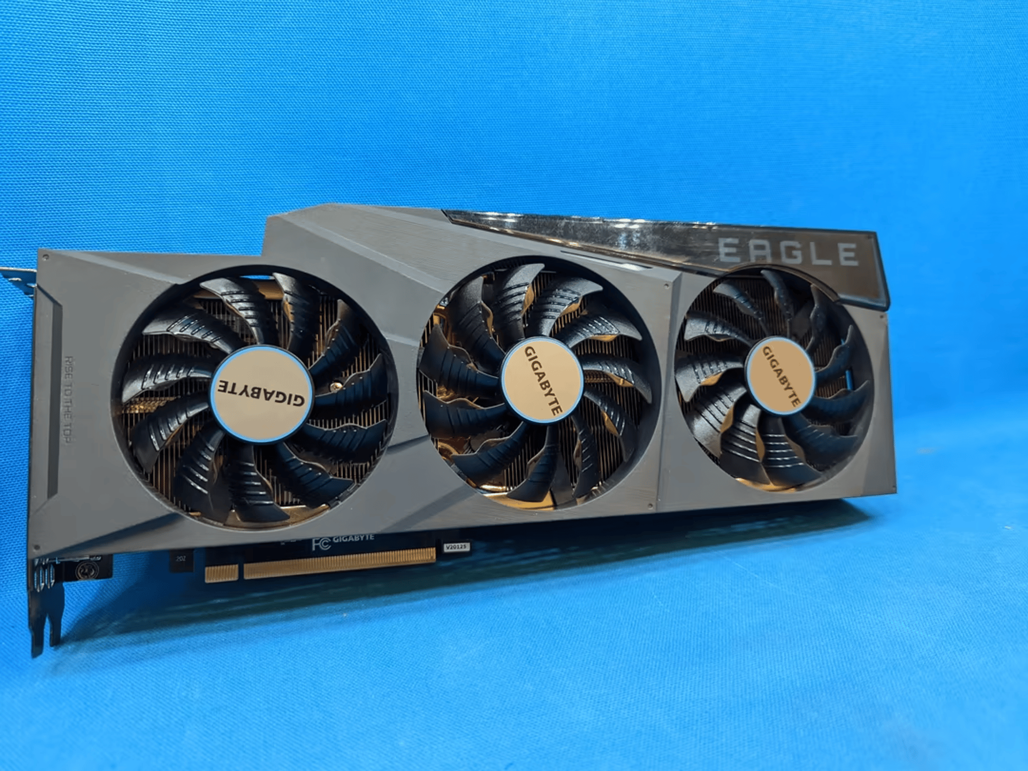 RTX 3080 10GB Gigabyte Eagle OC - GV-N3080EAGLE-10GD - GPU Video Graphics Card NVIDIA 
