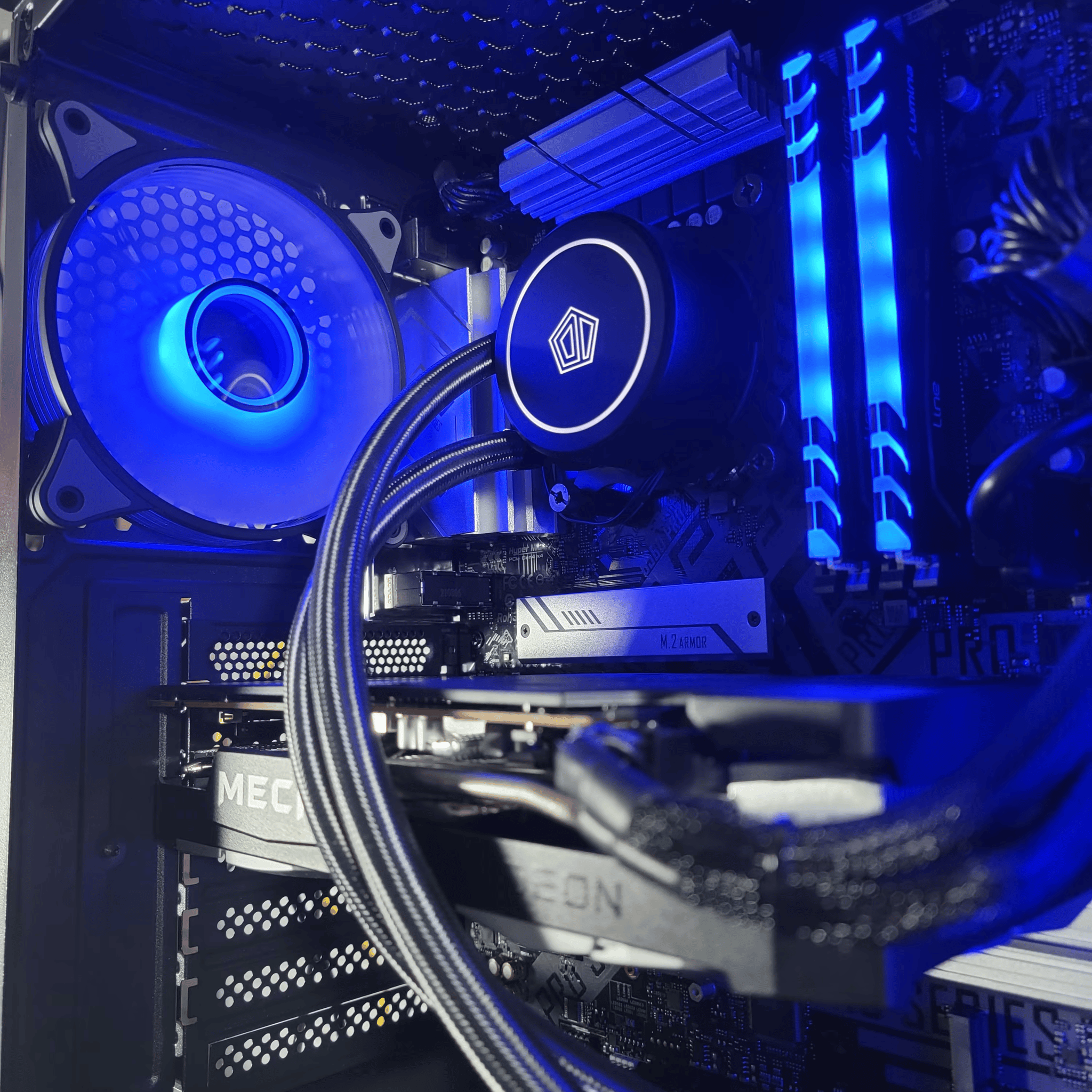 Humble Bumble: (i5-10400F + RX 6600) Midrange Custom Gaming PC