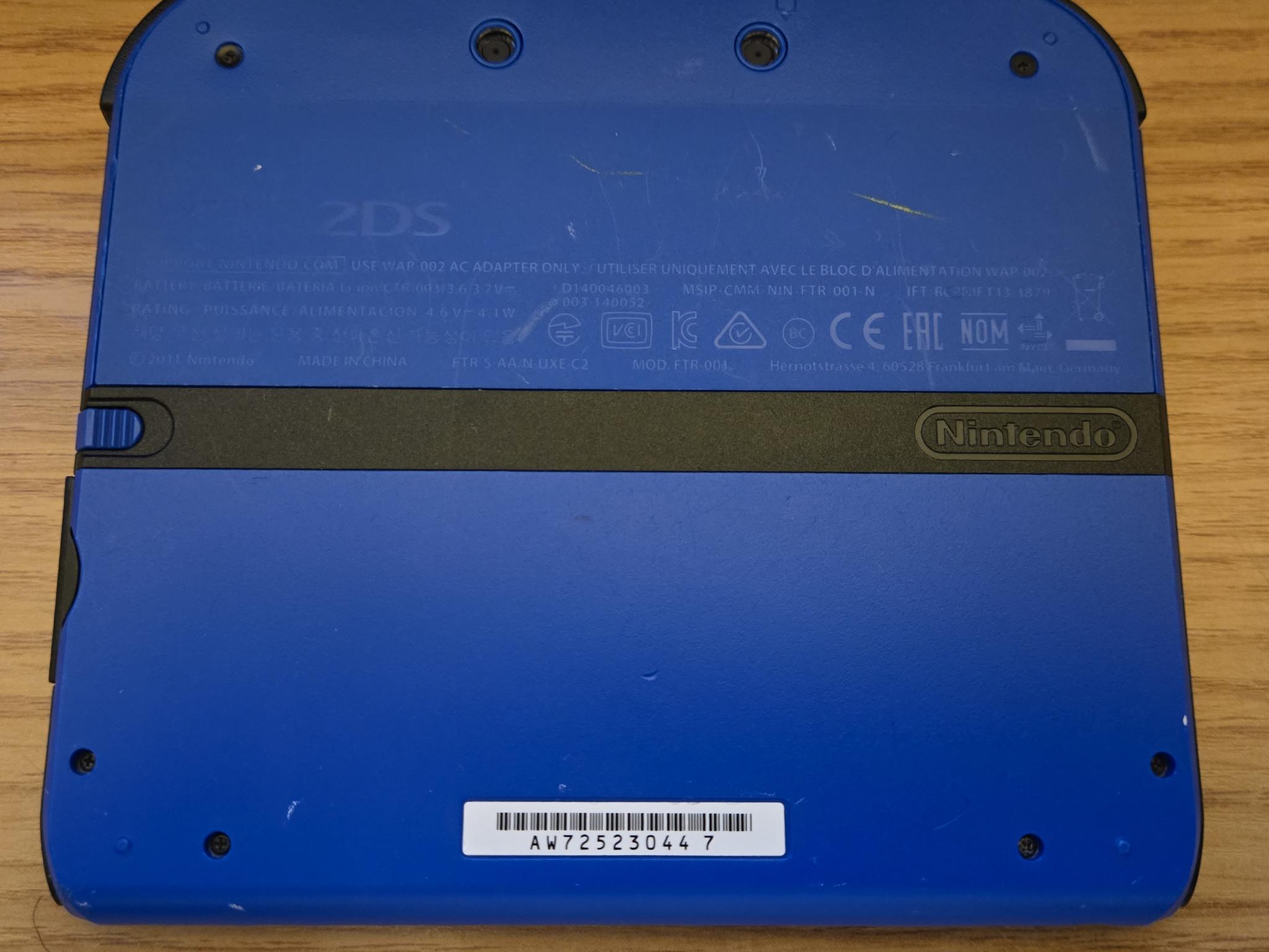 CUSTOM REFURBISHED Nintendo 2DS Blue/Black Handheld Console