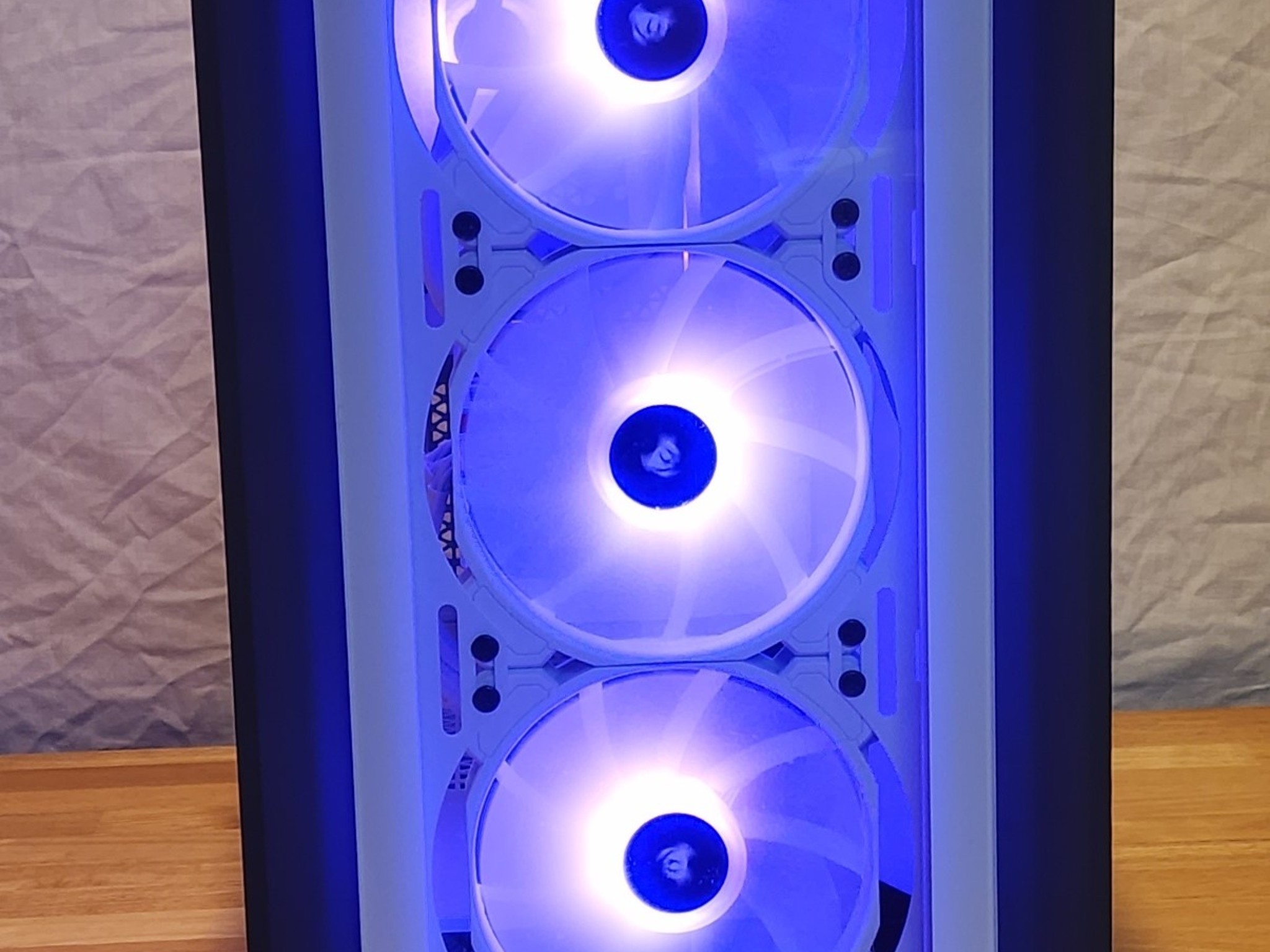 White Corsair Gaming BEAST!!! w/ Keyboard, Mouse, & RGB Deskmat