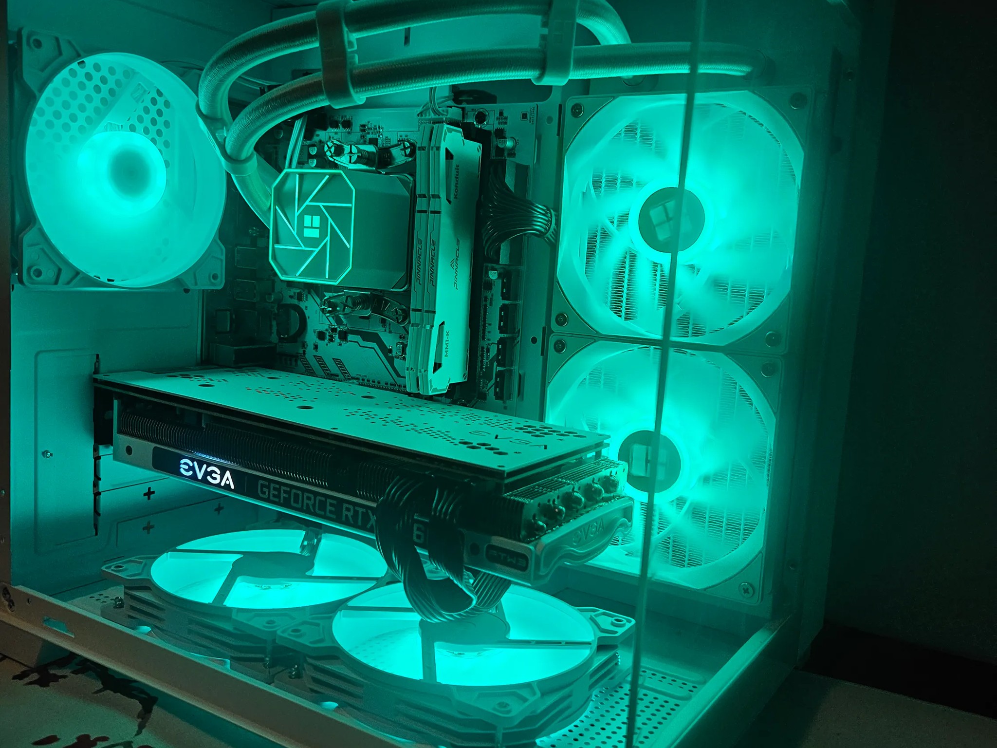 Artic Rig Ryzen 5 5500 / 16GB DDR / 1TB SSD / RTX 3060 Ti
