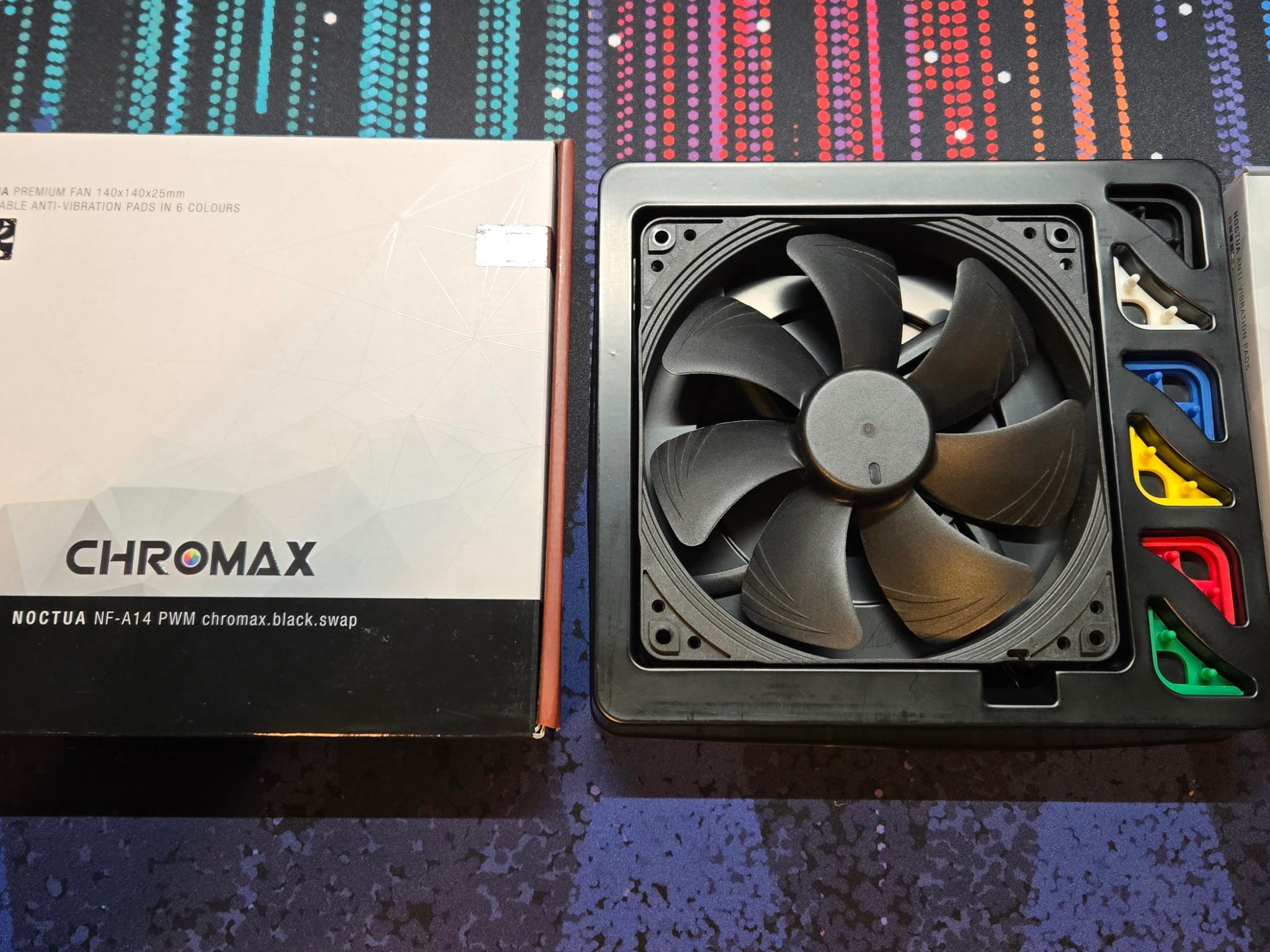 Noctua A14 PWM 140 mm Fan (Black)