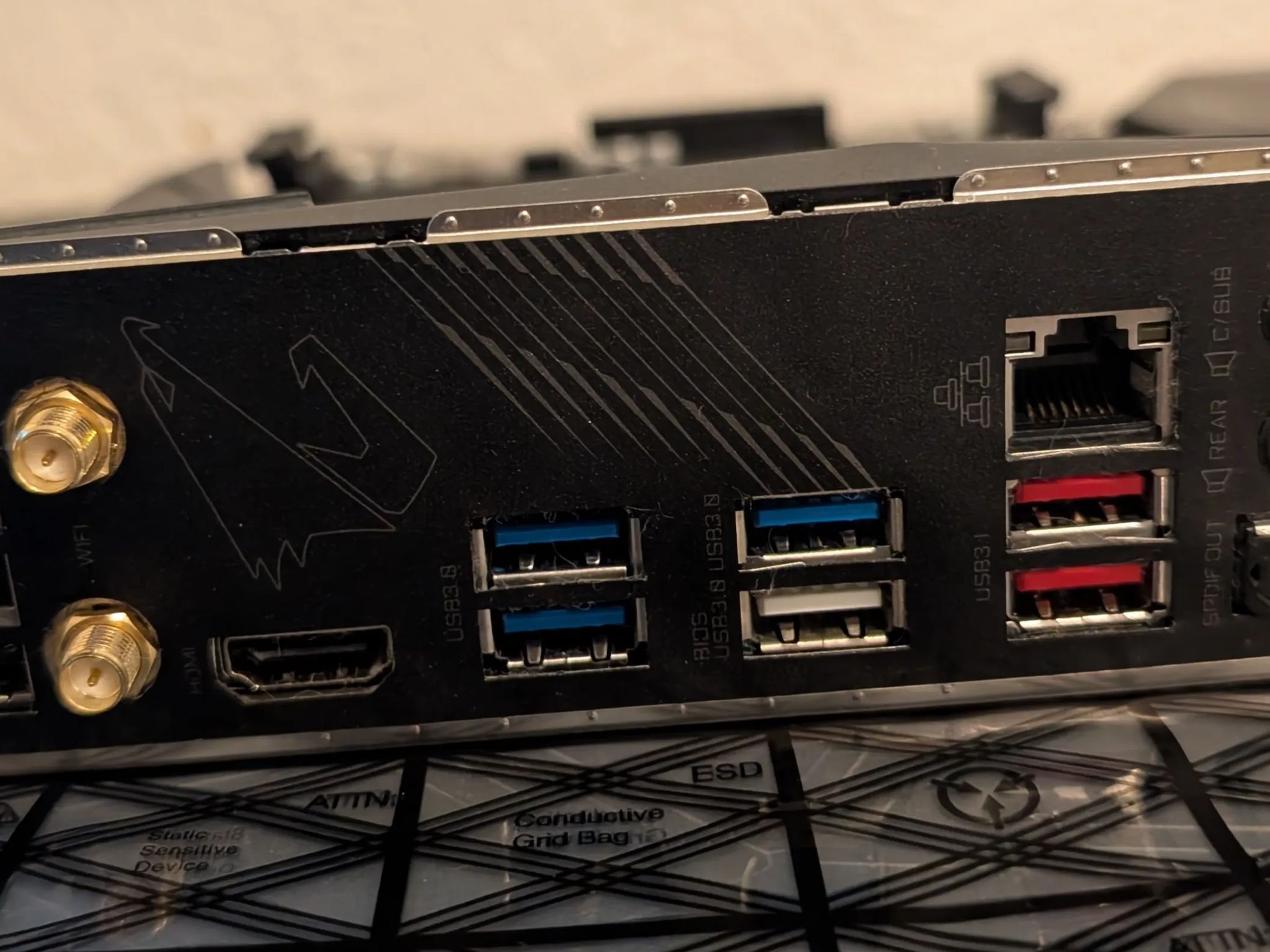 Gigabyte X570 AORUS Elite Wi-Fi AM4 Motherboard