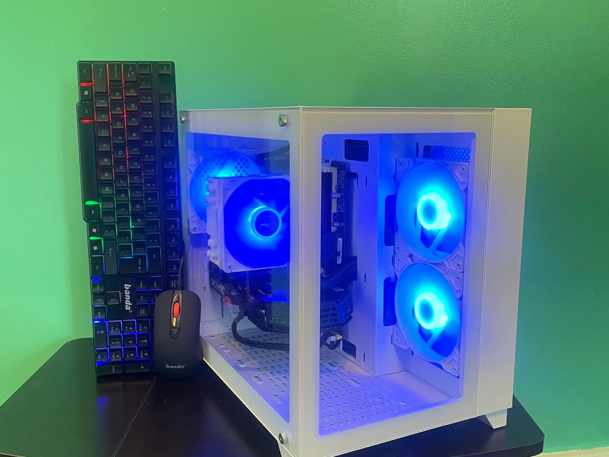 GLASS White Gaming PC| Intel i5 / Amd RX580 / 8GB / 600GB Win 10 Pro WiFi