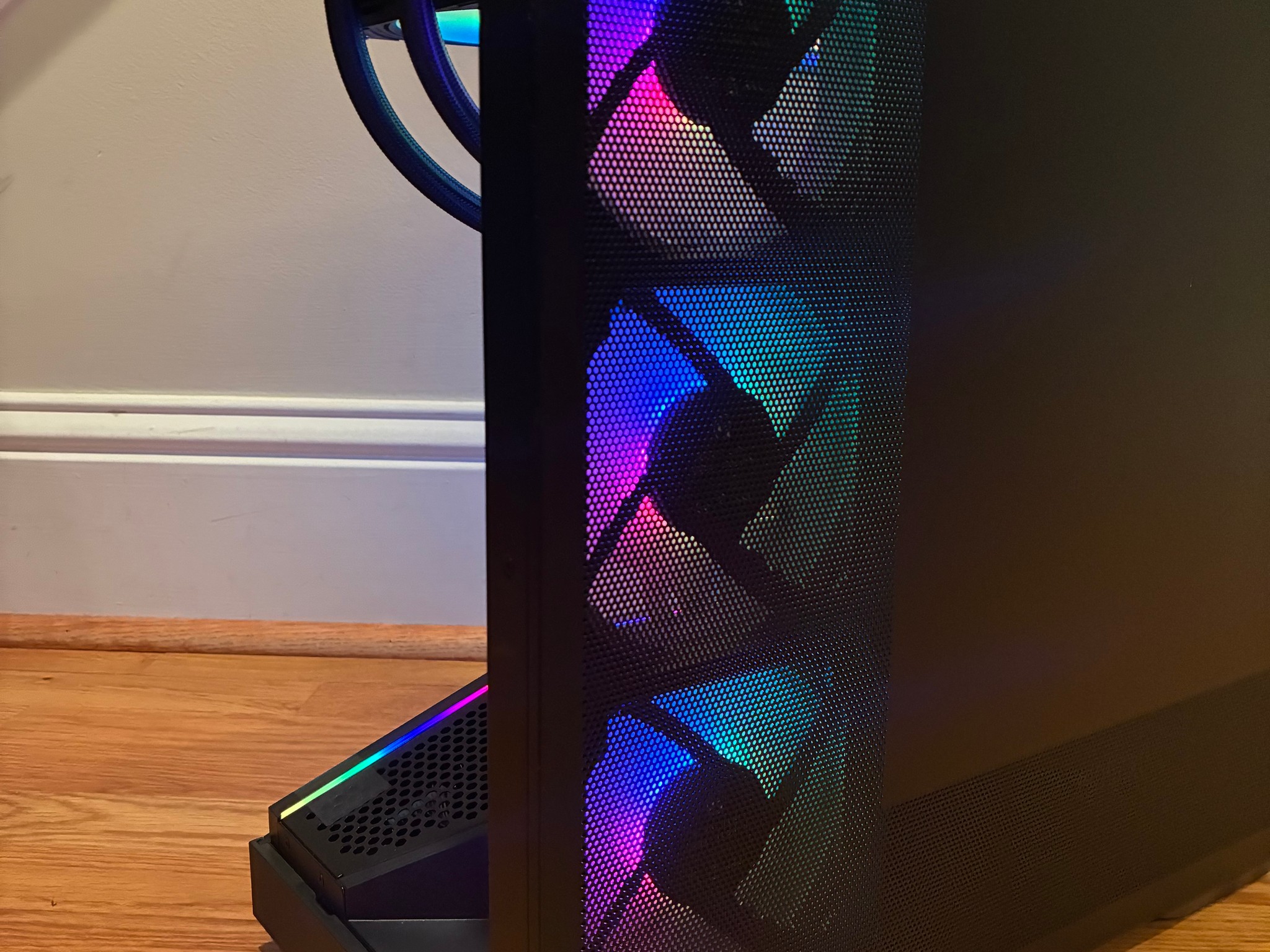 RX 9070 XT RYZEN 7 7700X 4K CUSTOM GAMING PC 32GB DDR5 1TB NVME SSD WIFI 6E WINDOWS 10/11