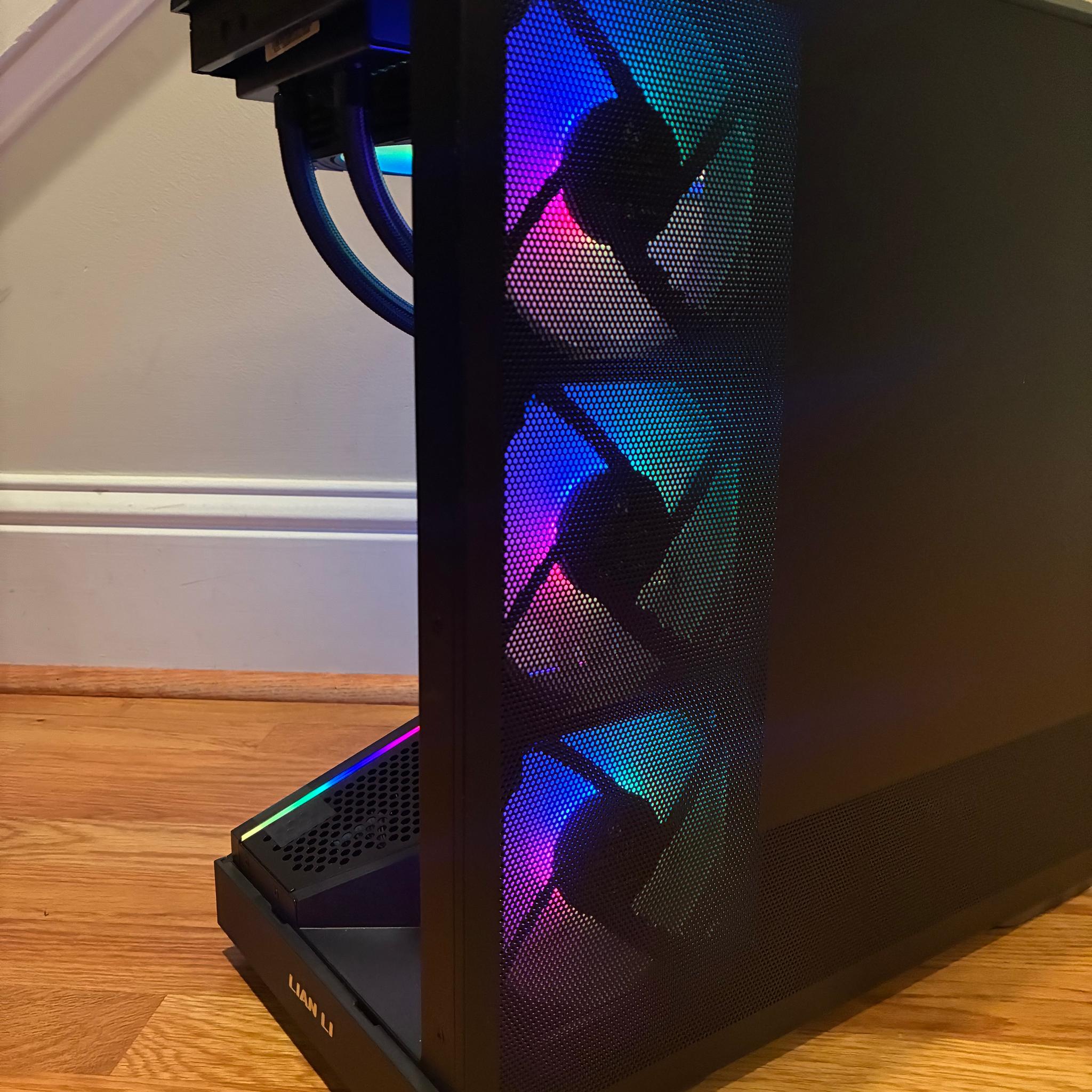 RX 9070 XT RYZEN 7 7700X 4K CUSTOM GAMING PC 32GB DDR5 1TB NVME SSD WIFI 6E WINDOWS 10/11