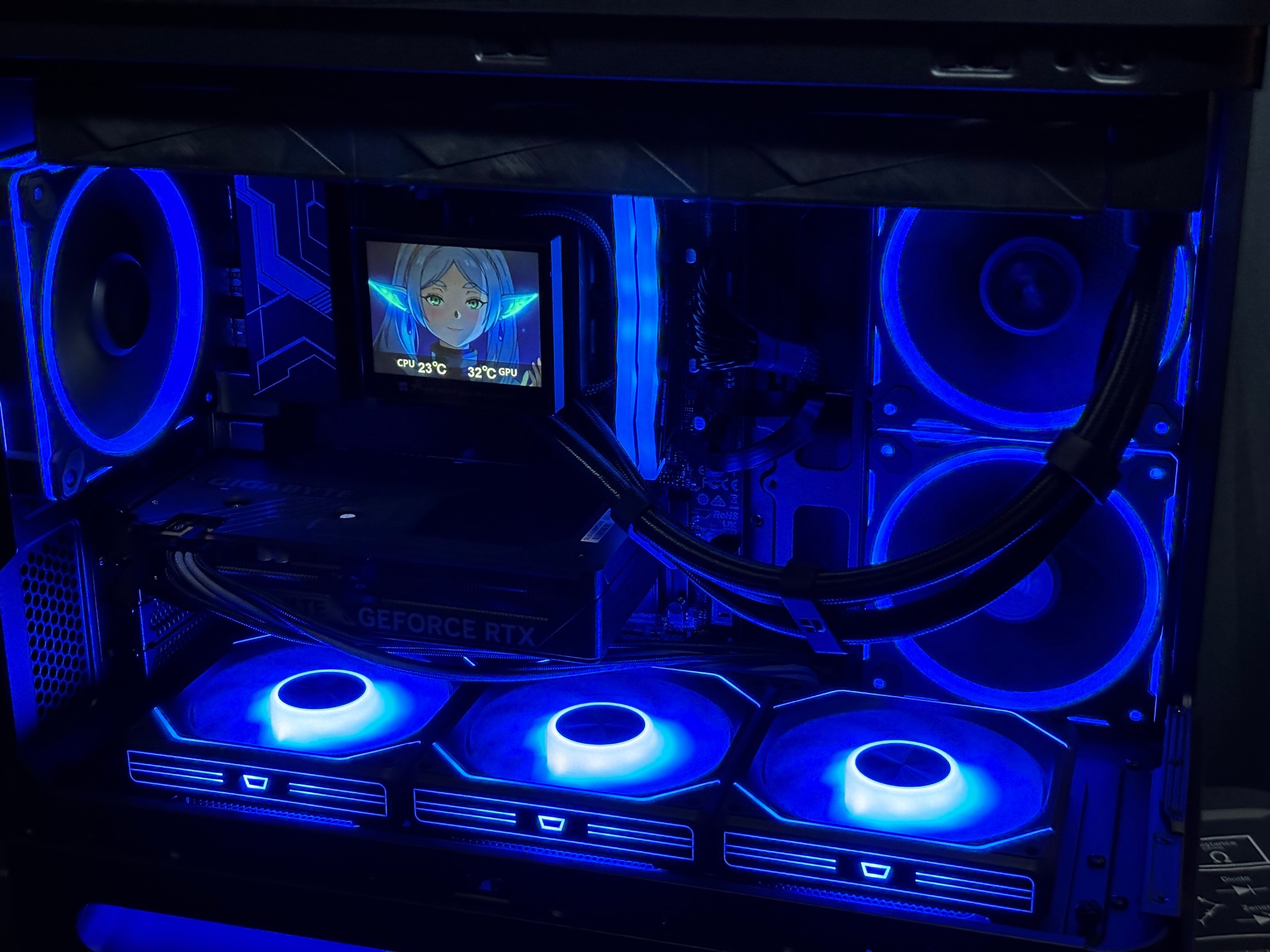 💙STUNNING PC💙 RTX 5060 | Ryzen 7600X | 16gb DDR5 | 1 TB M.2 SSD