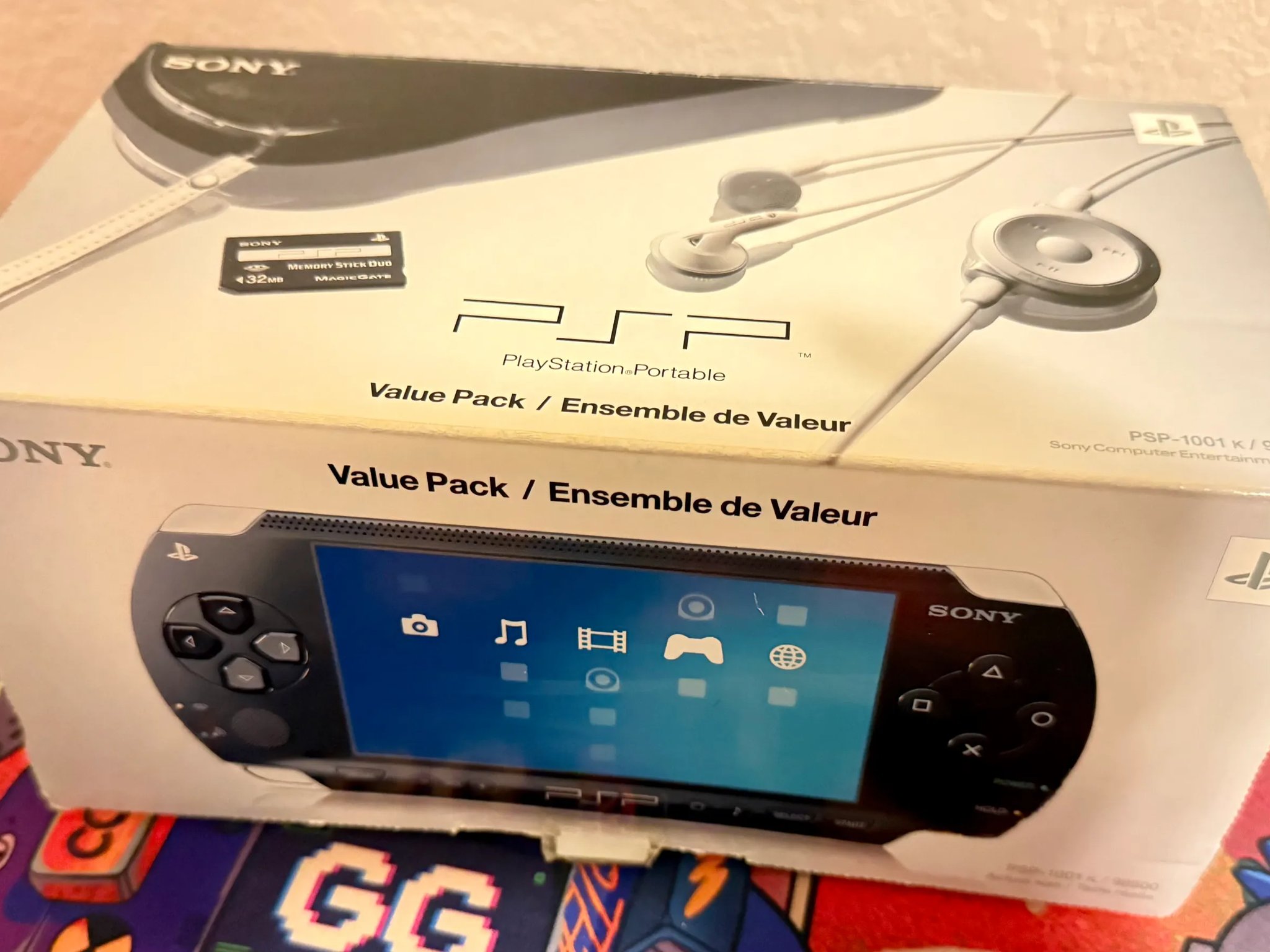 Sony PlayStation Portable PSP 1000 Handheld Console + 7 Games