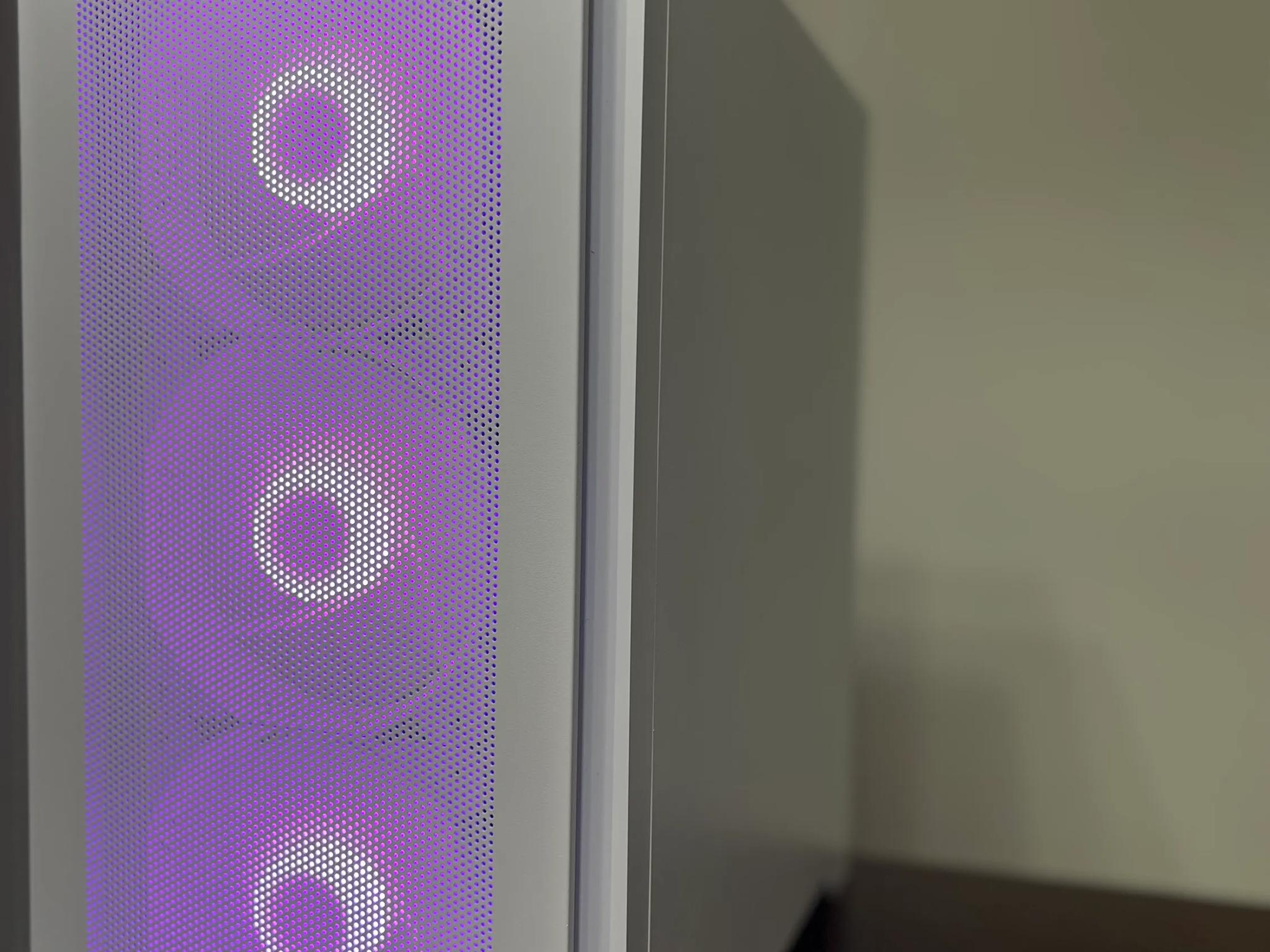 ⚪❄️ Ryzen 5 3600 | GTX 1060 6GB 🧊| 16GB Ram 🧊| 512GB Gen4 NVME ❄️Custom White PC ⚪