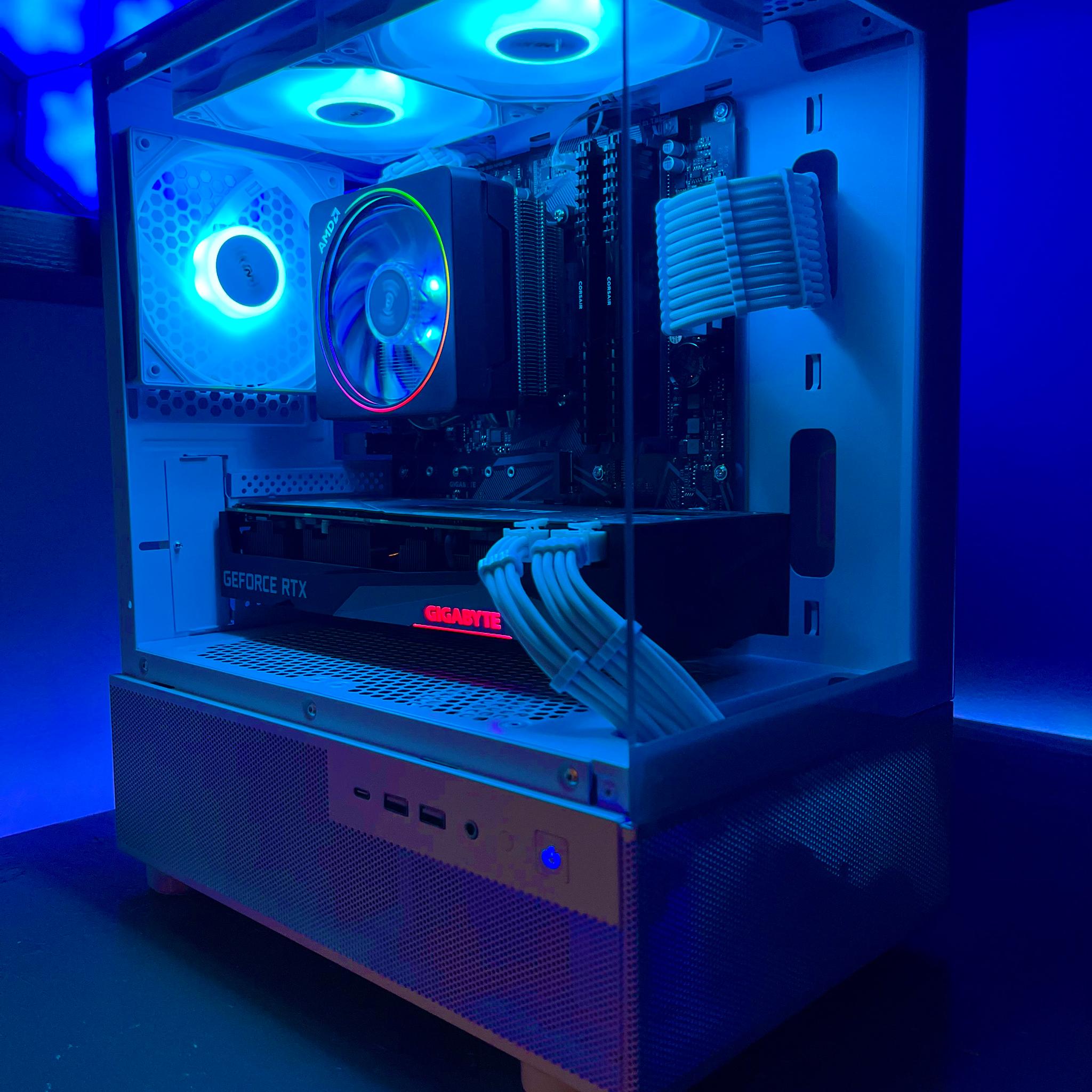 Gaming PC: RTX 3070 - Ryzen 5 5600