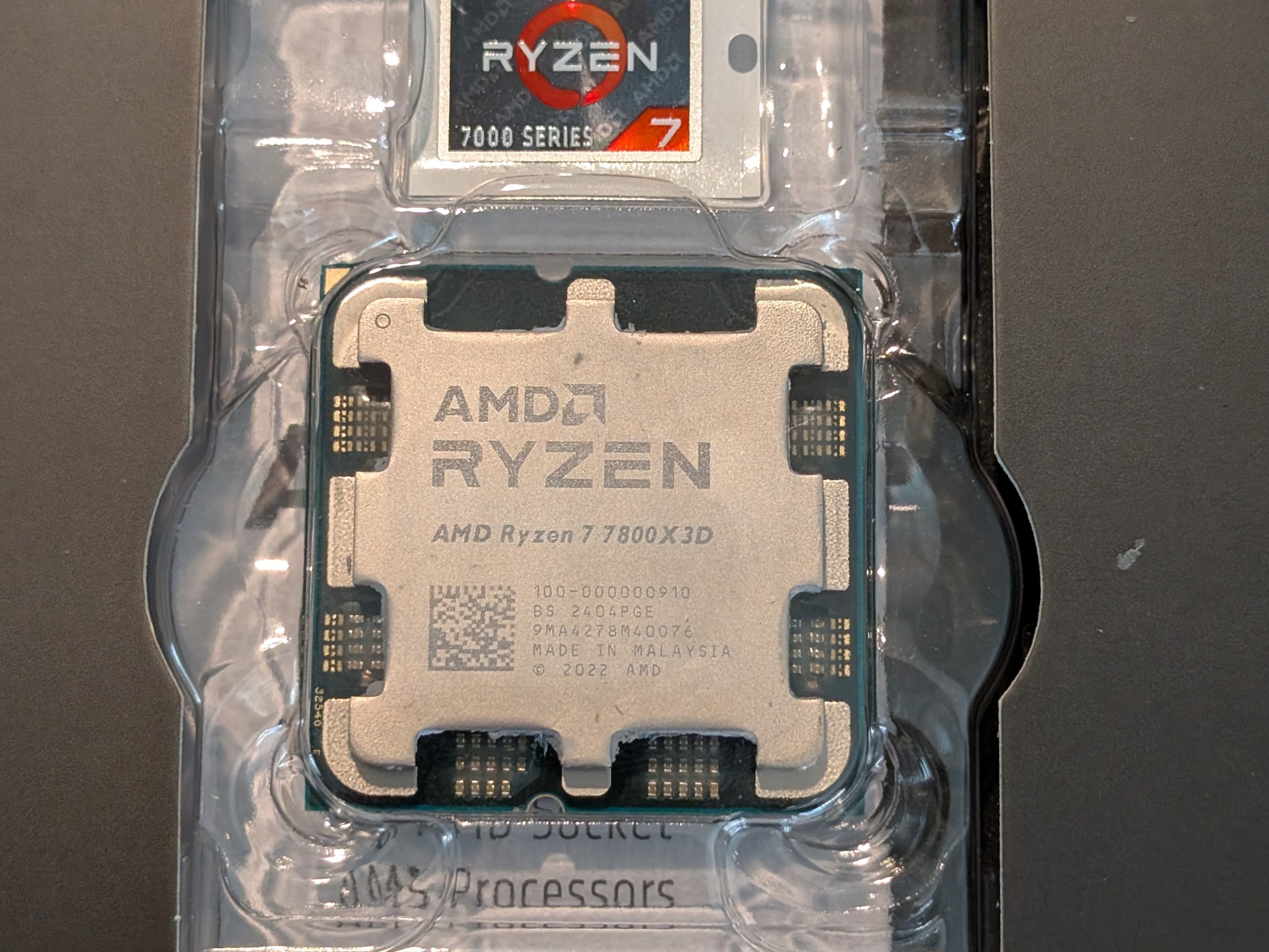 AMD Ryzen 7 7800X3D