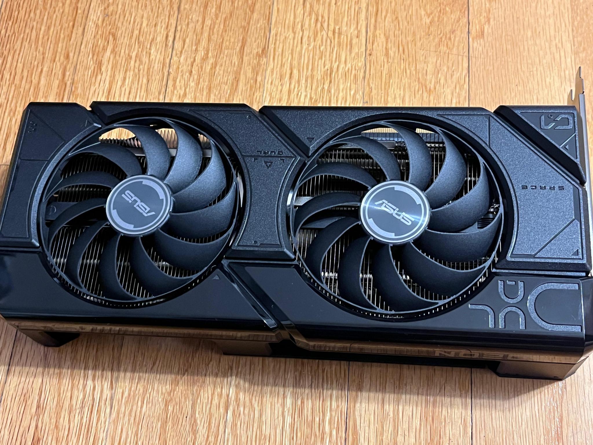 AMD Radeon RX 7800 XT 16GB — Lightly Used, Original Box Included