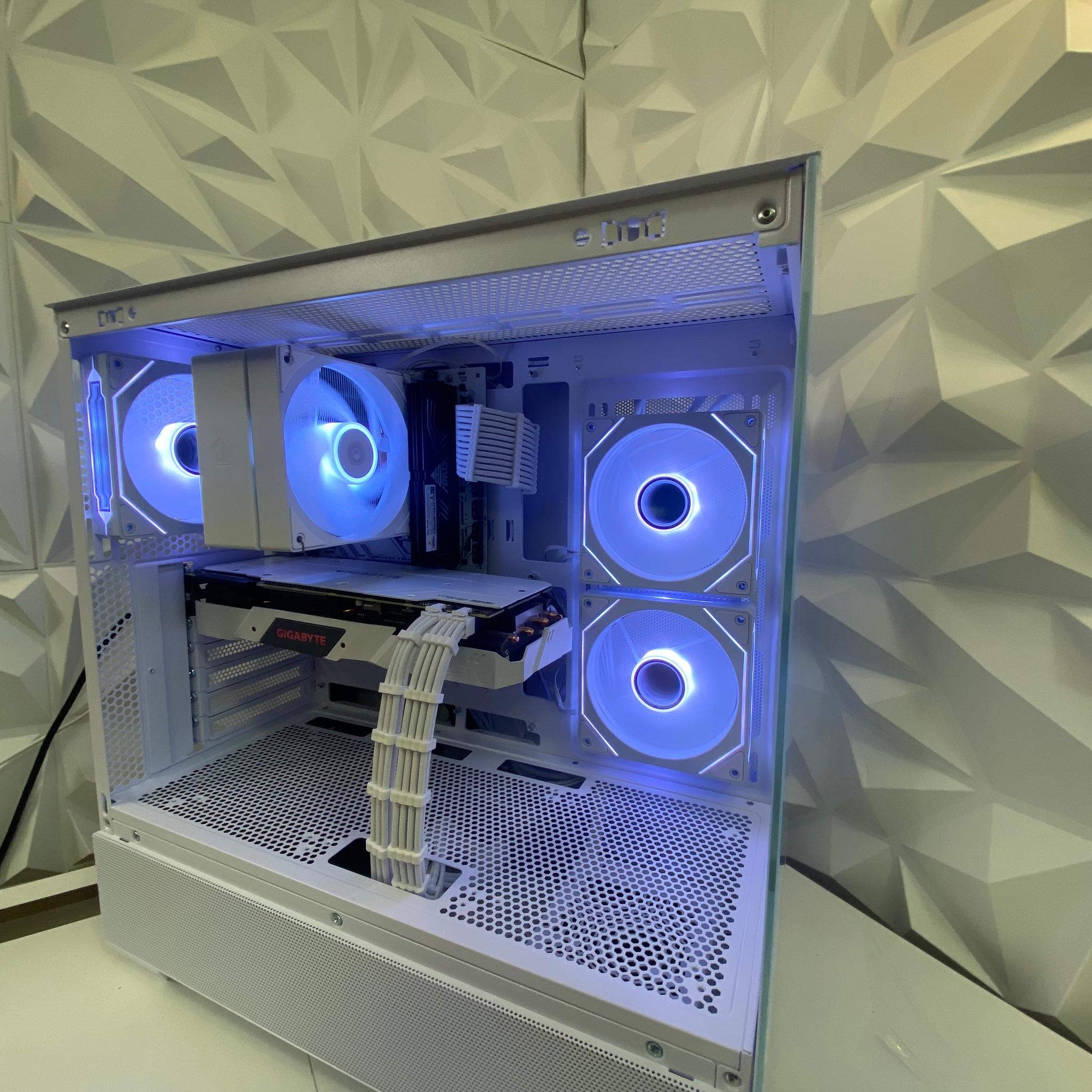 🎅🎅 White Elite Build – Ryzen 7 2700X + RTX 2070 Super 8GB | 1080p/1440p High FPS Ready