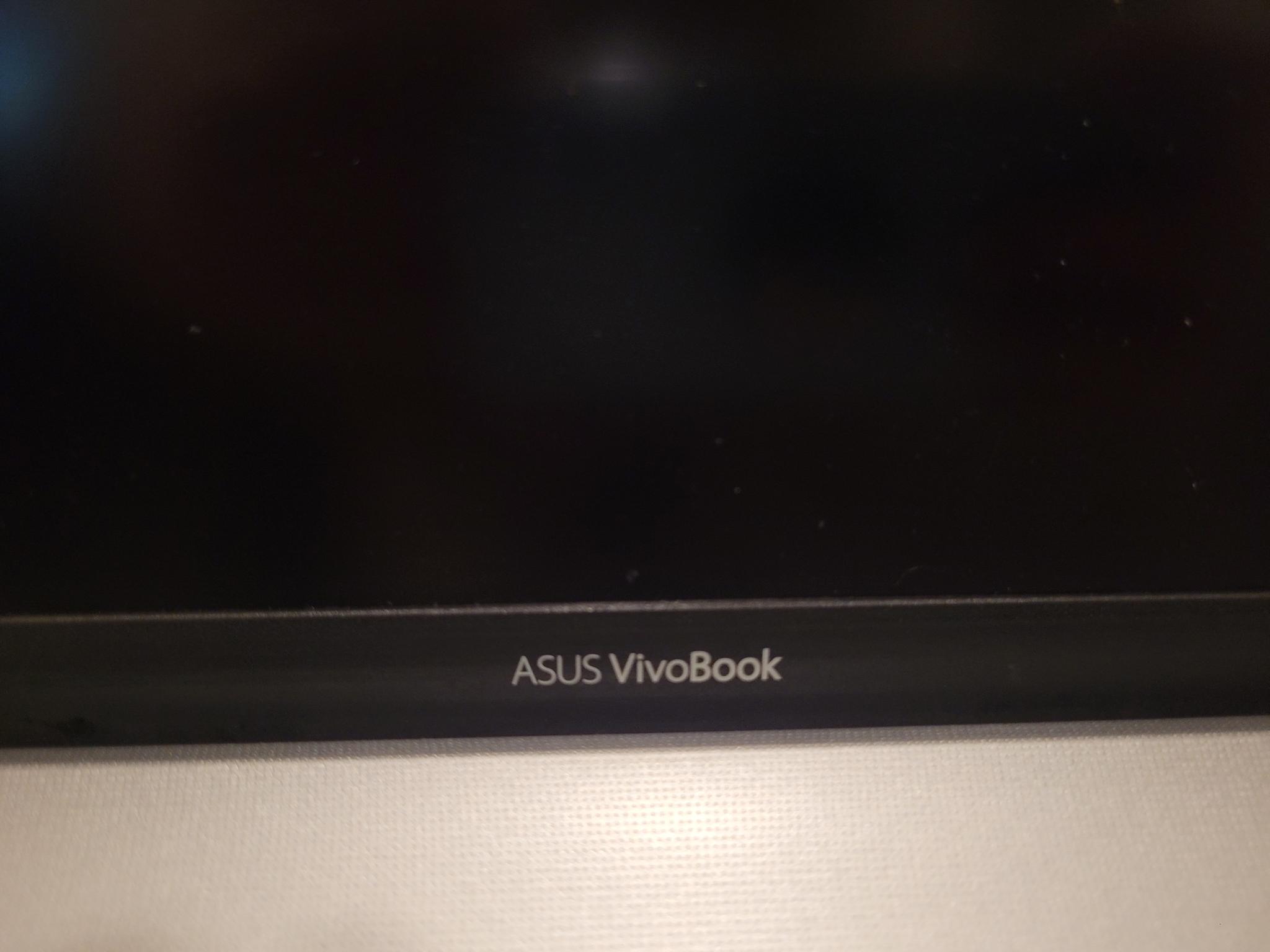 ASUS VivoBook 17.3 inch M712U (1TB, AMD Ryzen 7 5700U, 1.80GHz, 16GB)