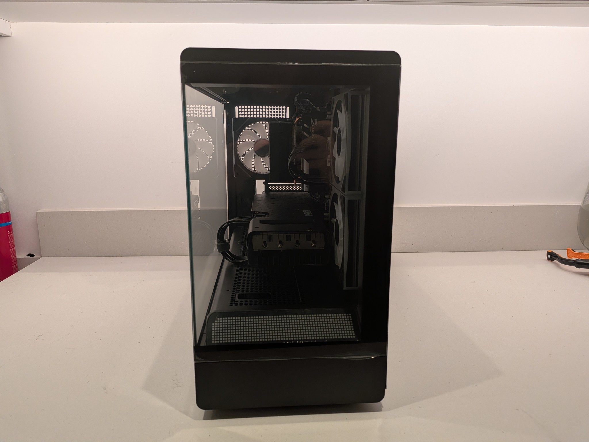 1440p Slayer - RX 7700 XT, Ryzen 5 5700, 32 GB DDR4, 1 TB Gen 4 NVME, RGB