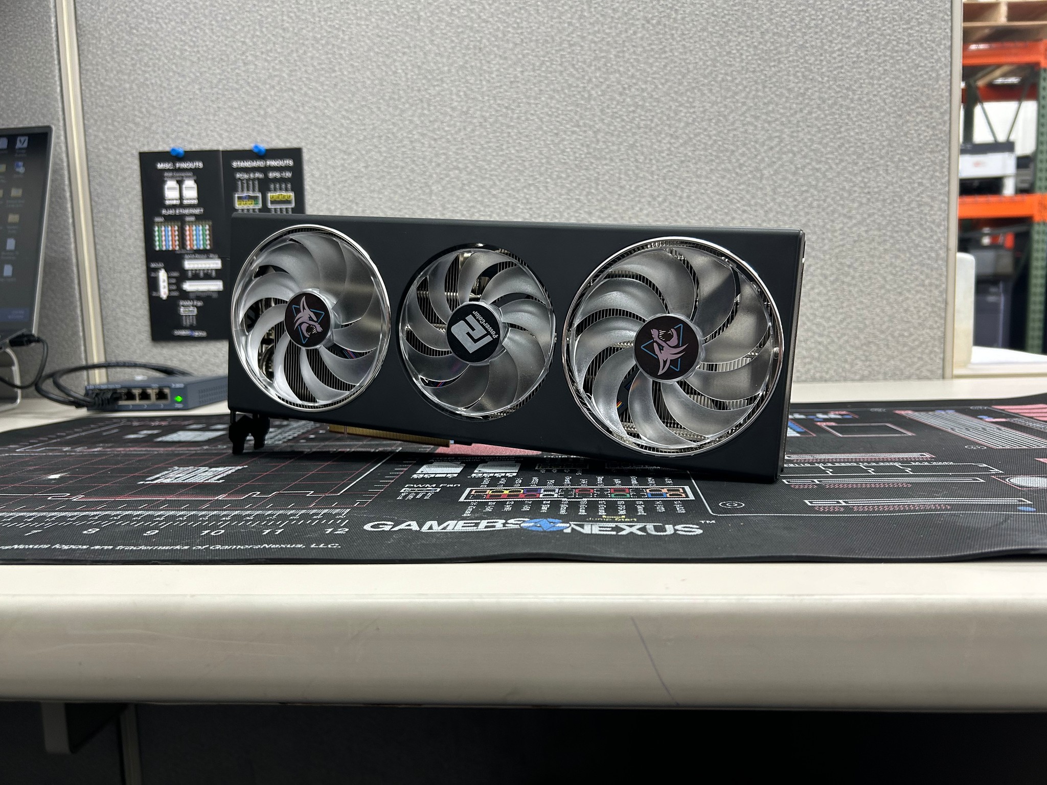 PowerColor Hellhound RX 7800XT 16GB