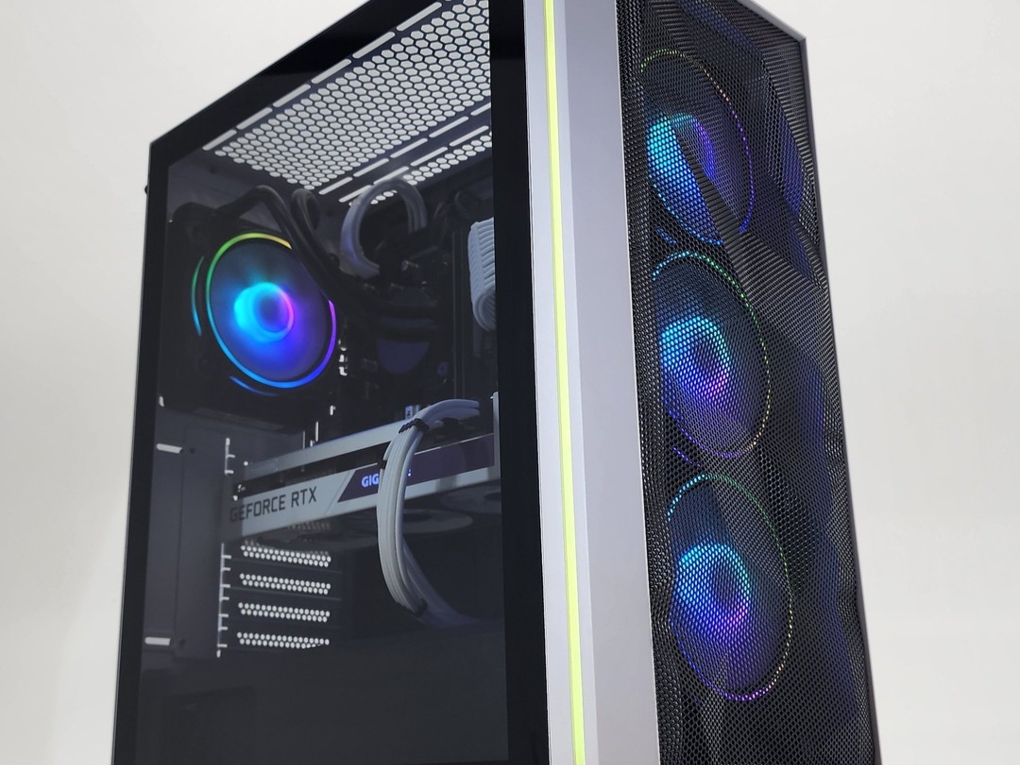 Gaming PC i7-9700 16GB RAM 500GB SSD+1TB HDD RTX 3070 8GB White Win 11 Computer