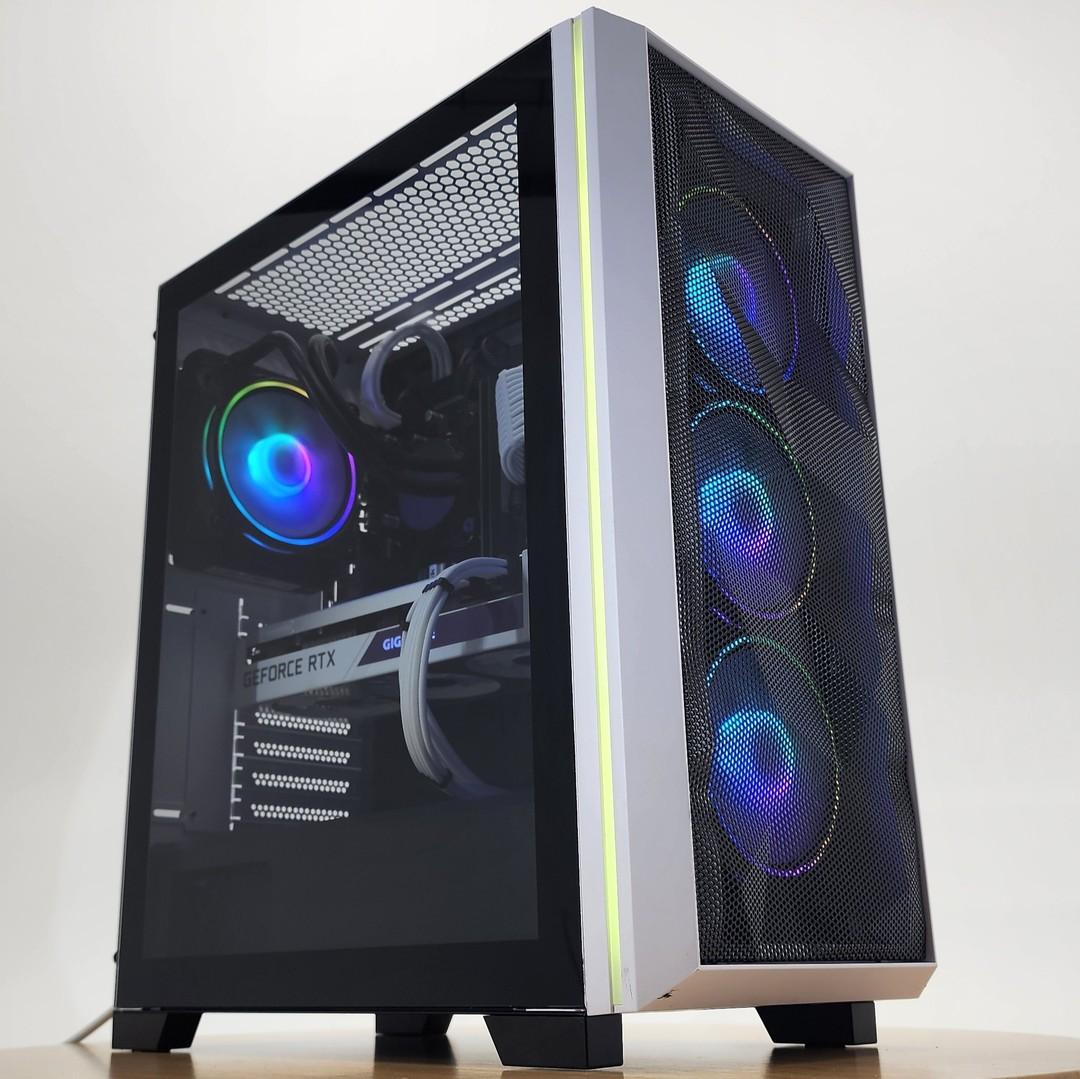 Gaming PC i7-9700 16GB RAM 500GB SSD+1TB HDD RTX 3070 8GB White Win 11 Computer