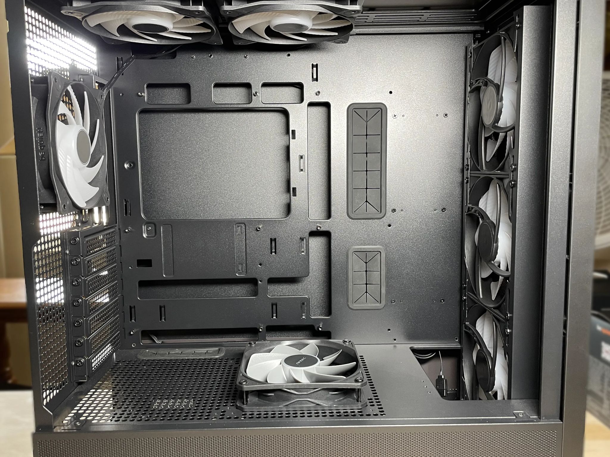 LIKE NEW! Antec FLUX PC Chassis - Black + Upgraded RGB Fans