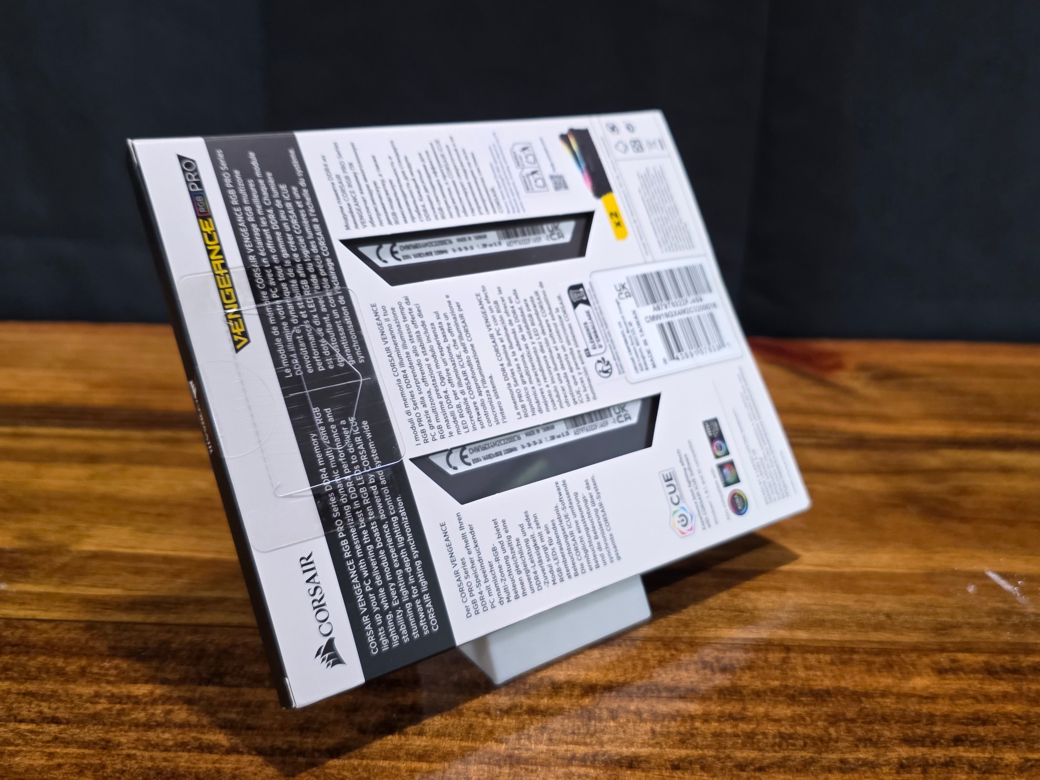Corsair Vengeance RGB Pro (CMW16GX4M2C3200C16) 16GB DDR4