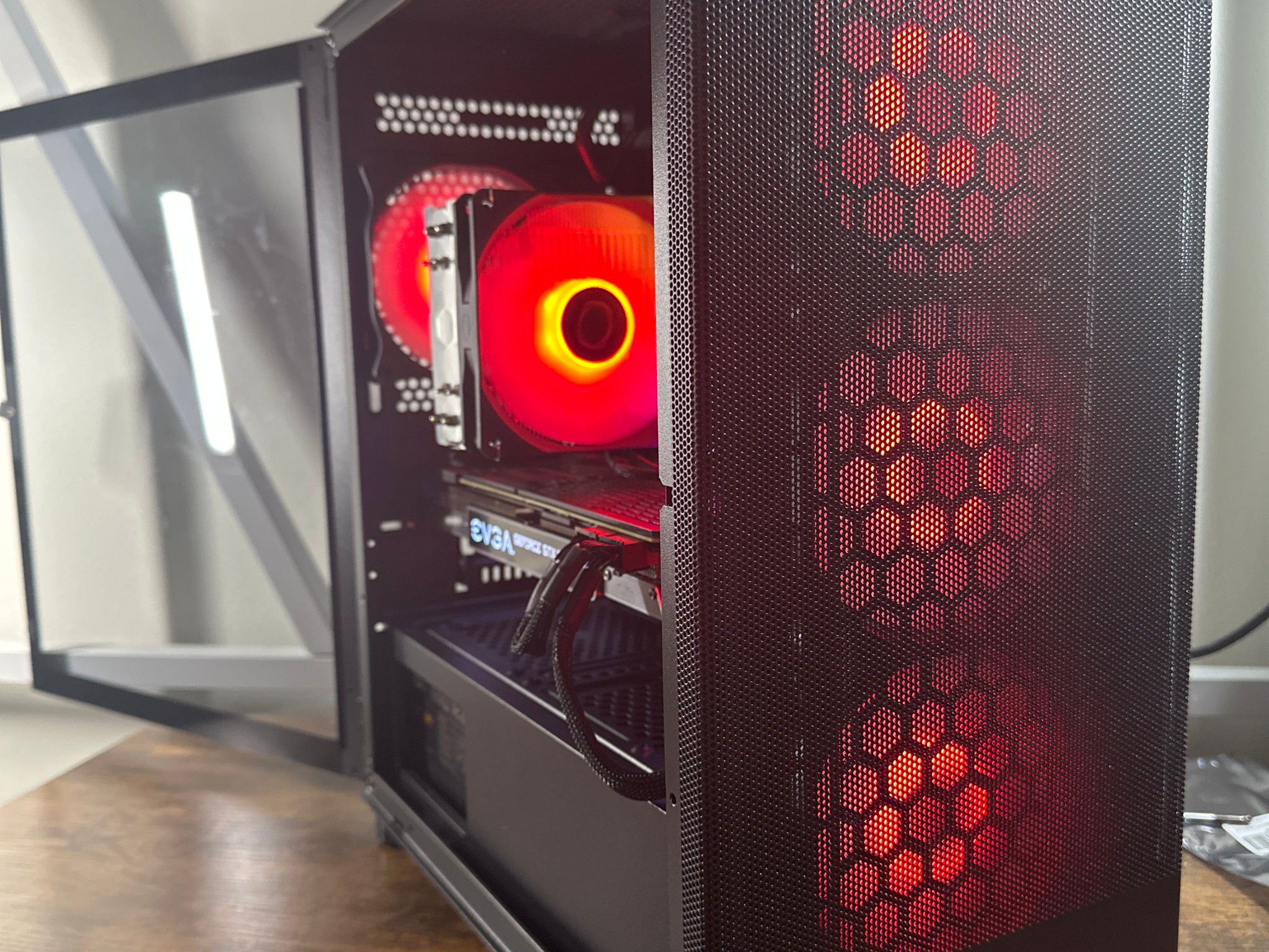 1080p Gaming PC | Geforce GTX 1080 | Intel i5 10400F | Patriot 1TB NVME SSD | 16GB DDR4 ARGB RAM