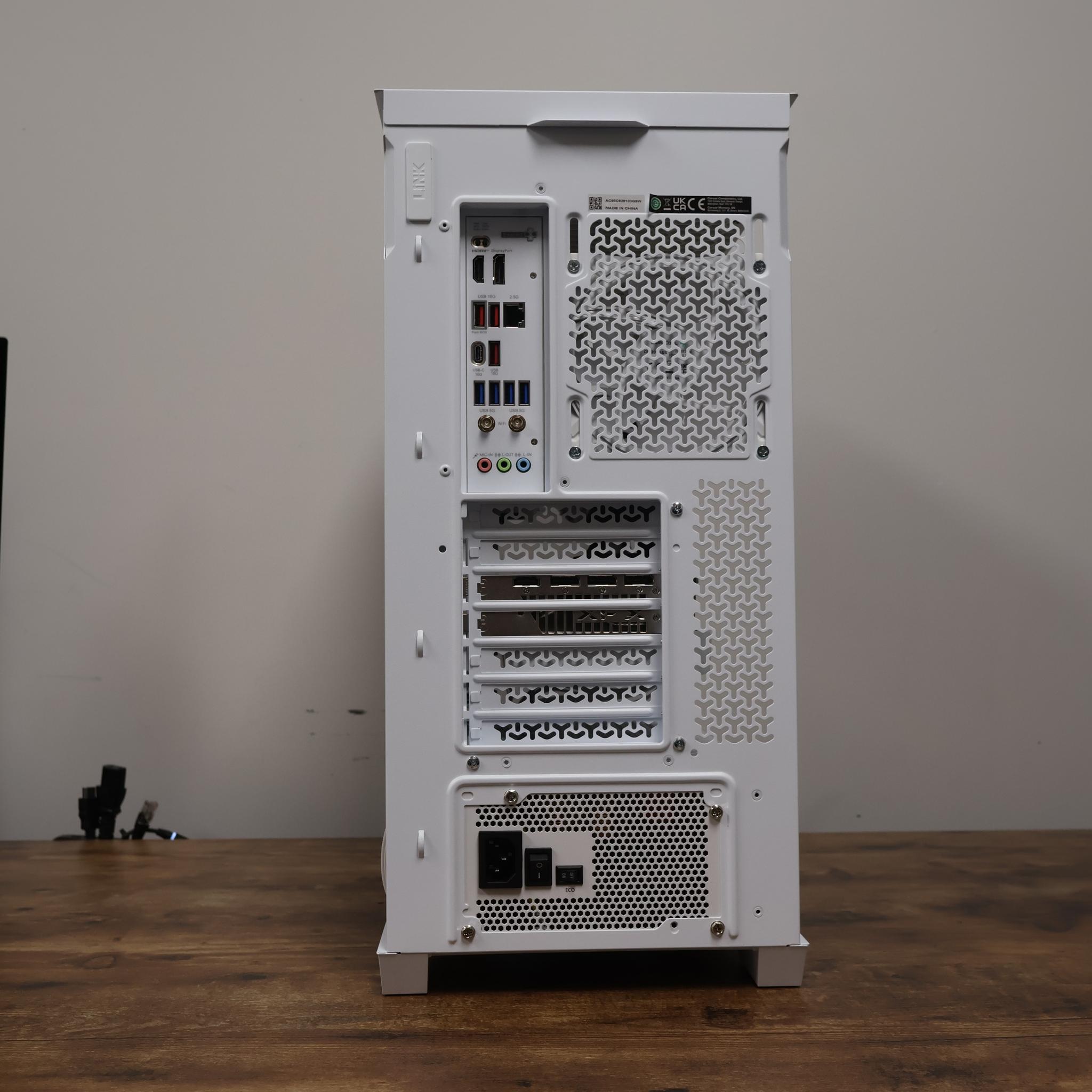 Star Wars RX 9070 XT Gaming PC – Ryzen 7 9800X3D | 32GB DDR5 6000MHz | 2TB NVMe | 1440p / 4K Gaming